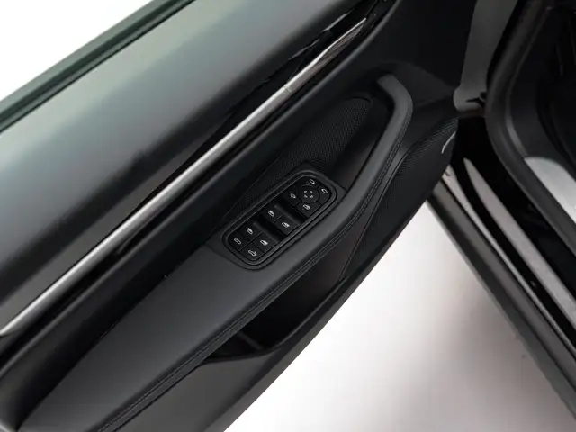 Porsche Macan 4 Ansicht 19