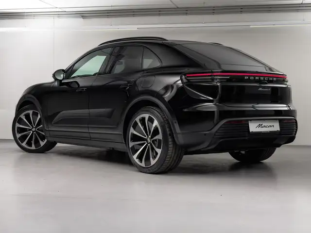 Porsche Macan 4 Ansicht 11