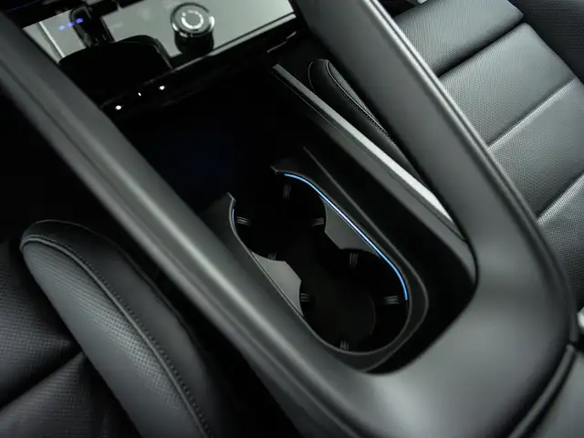 Porsche Macan 4 Ansicht 38