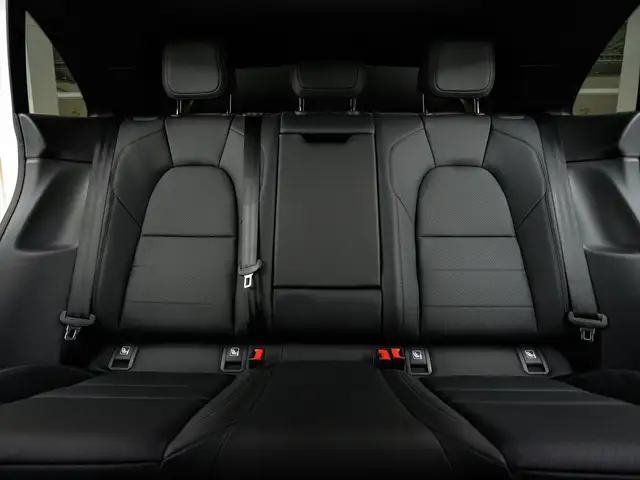 Porsche Macan 4 Ansicht 47