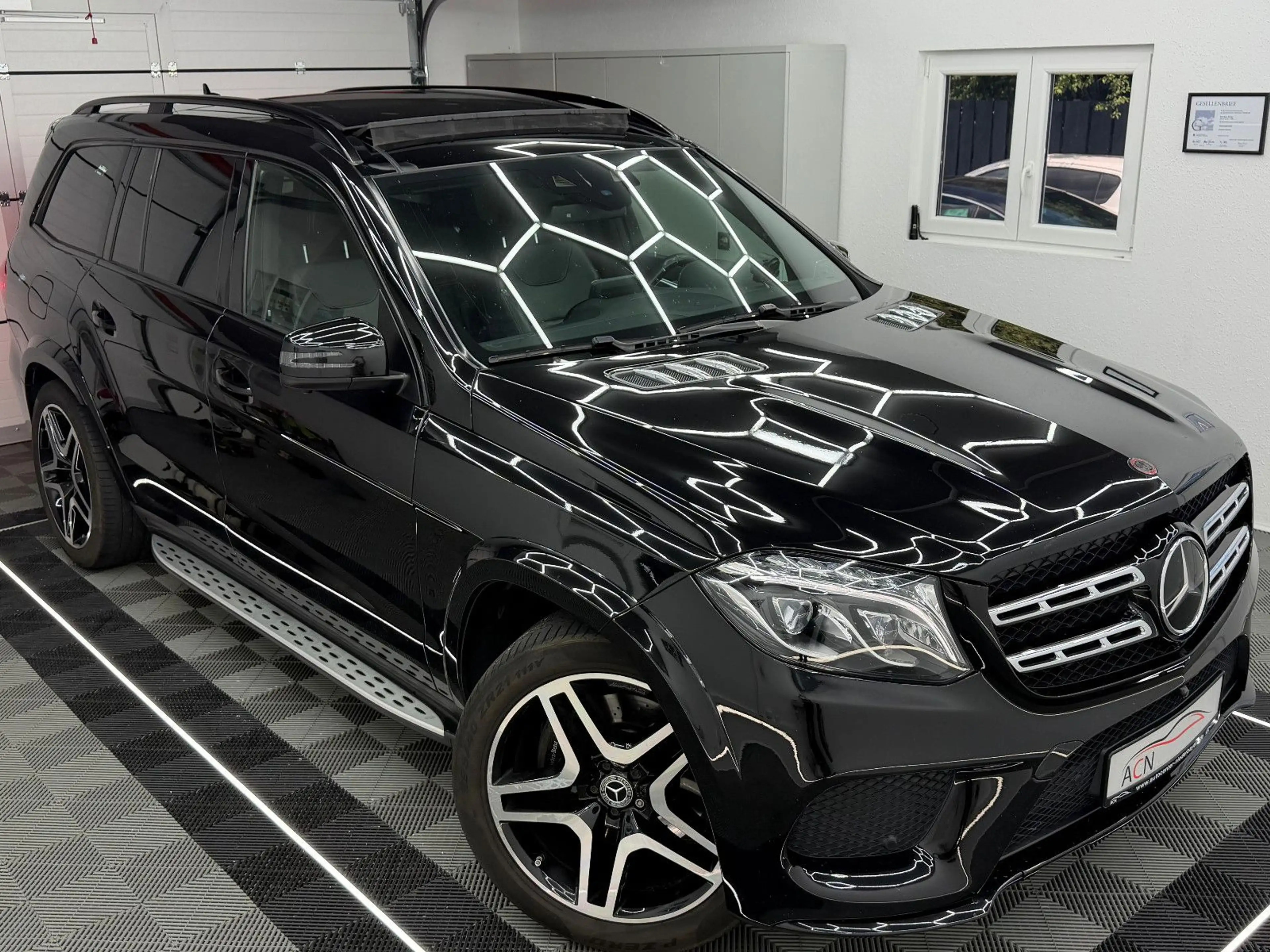 Mercedes-Benz GLS 350 d 4Matic AMG-LINE/PANO/AHK/DAB/7-SITZER — photo 10