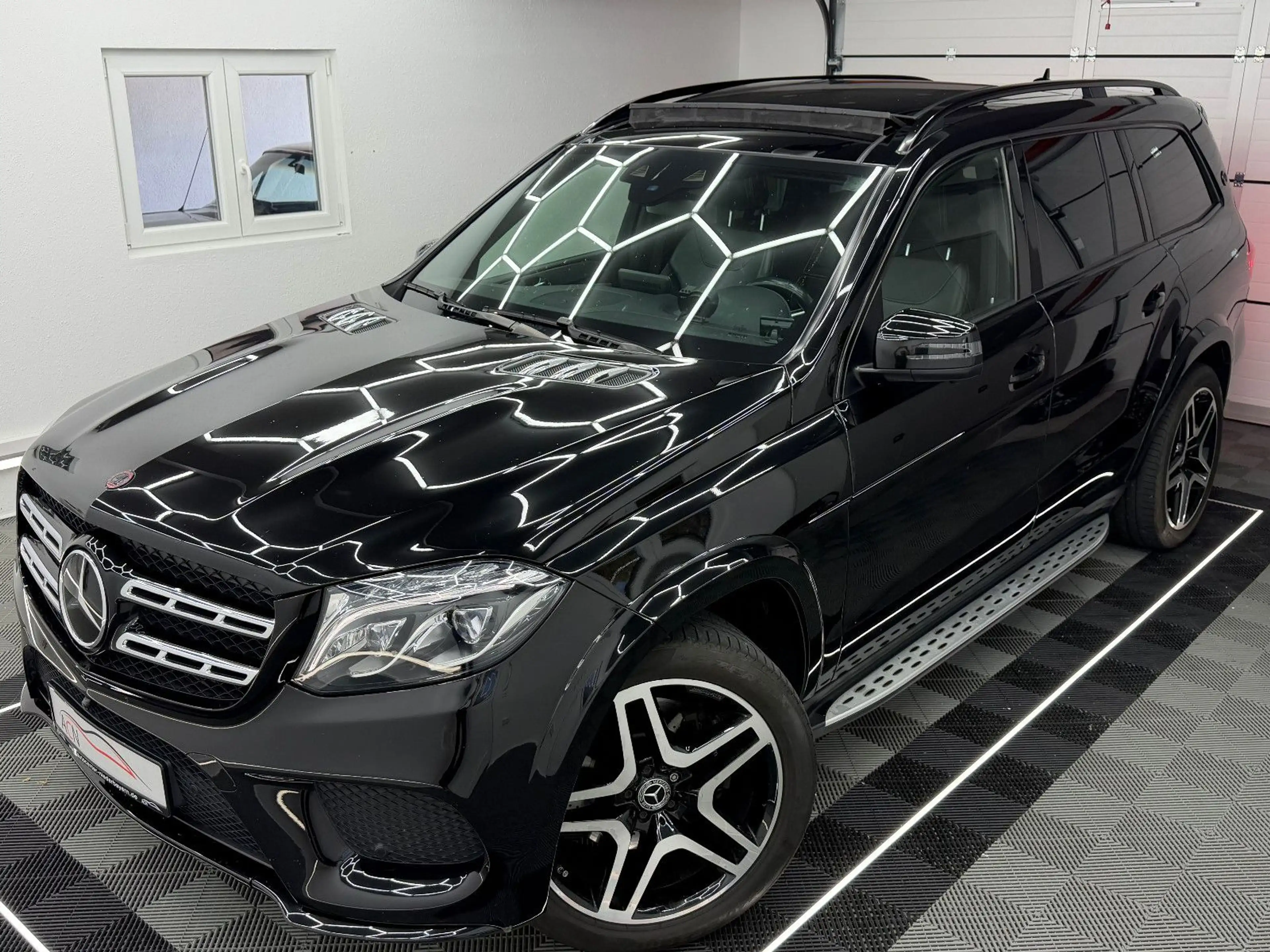 Mercedes-Benz GLS 350 d 4Matic AMG-LINE/PANO/AHK/DAB/7-SITZER — photo 7