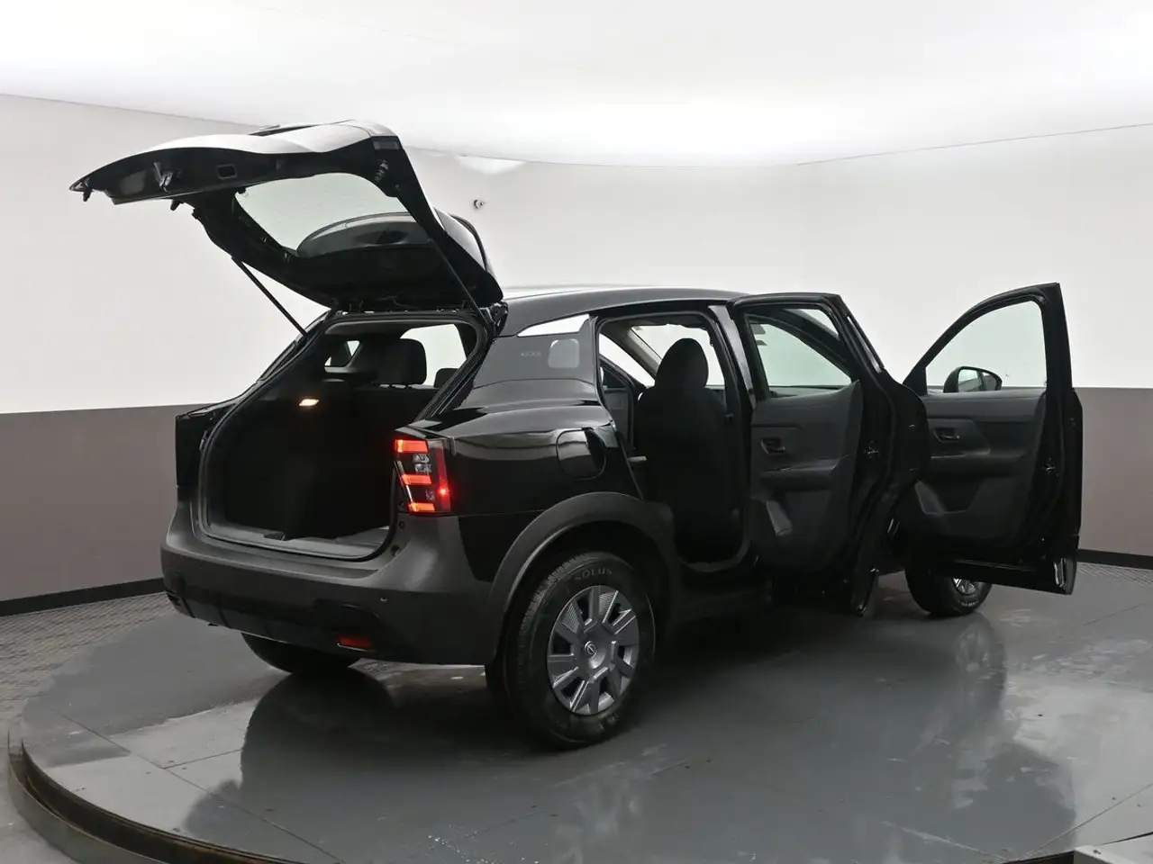 Nissan Kicks снимка Nissan Kicks