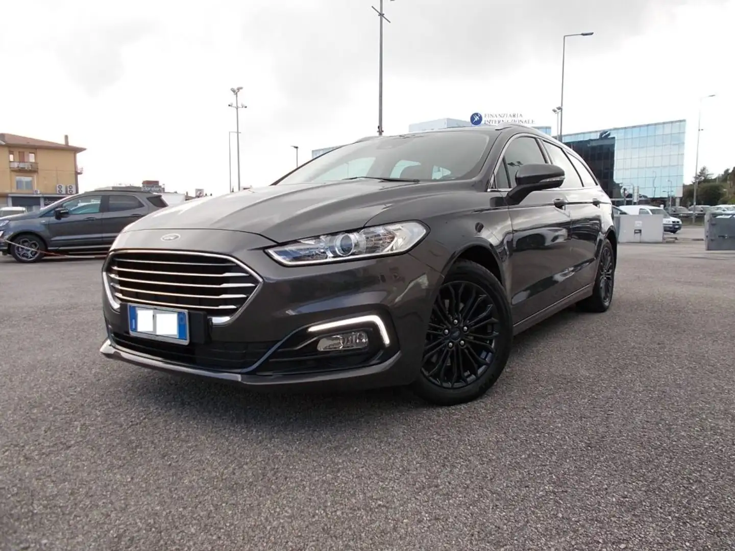 Ford Mondeo 2.0 EcoBlue 150 CV S&S aut. SW Titanium Business Gris - 2