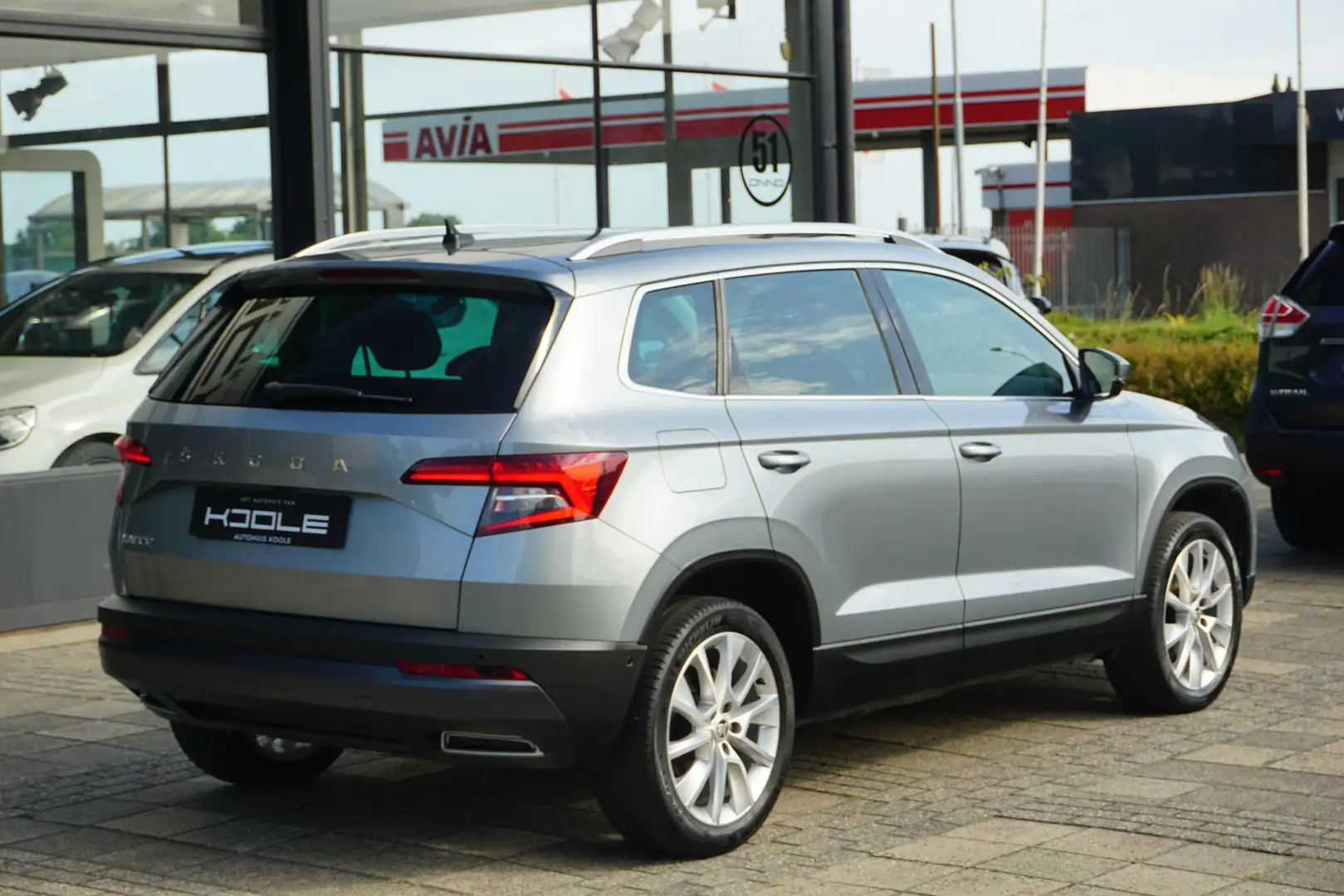 Skoda Karoq 1.5 TSI ACT Style | ACC | Trekhaak | Digitale cock Grijs - 2