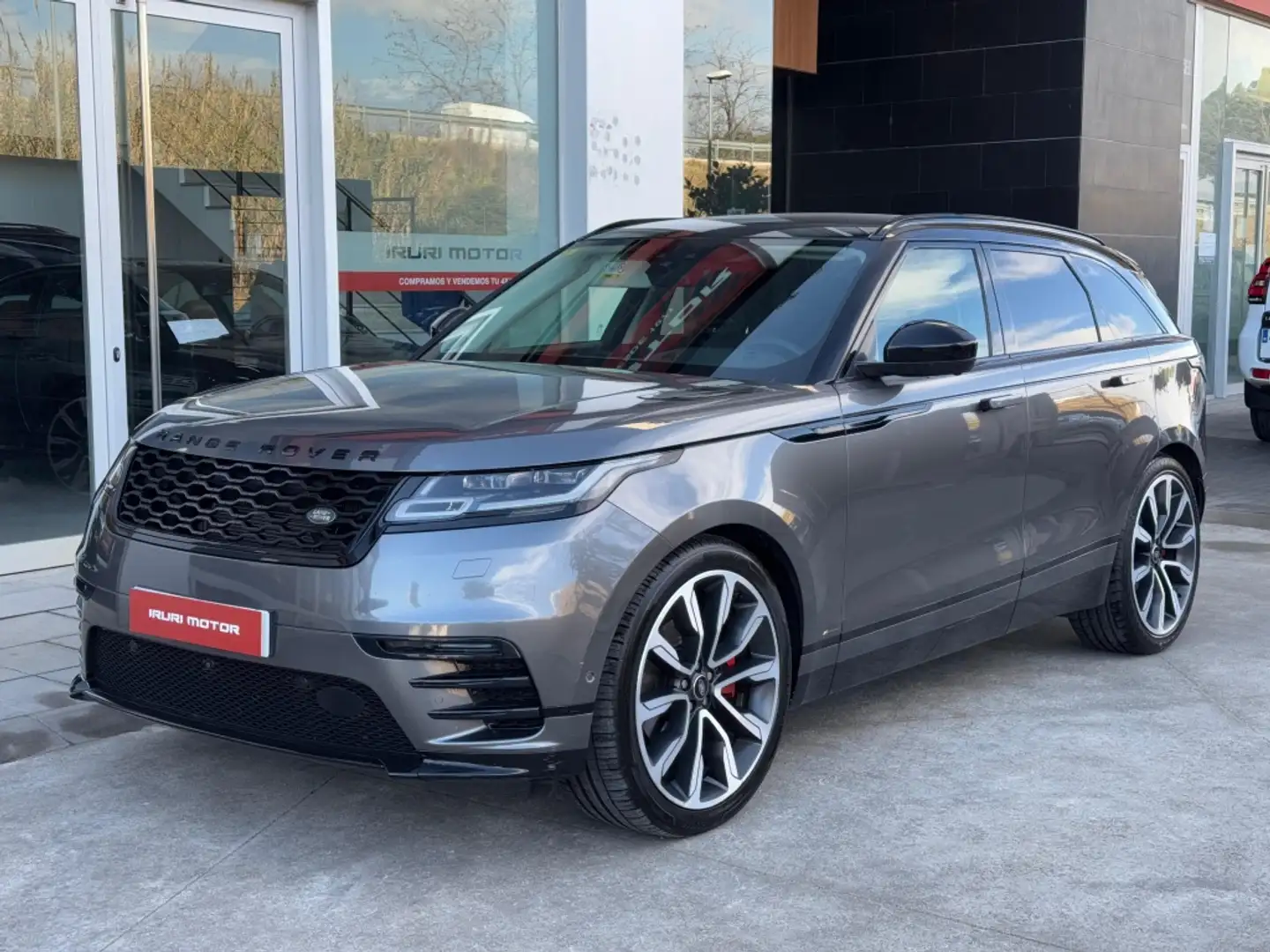 Land Rover Range Rover Velar 3.0D R-Dynamic HSE 4WD Aut. 300 Plateado - 2