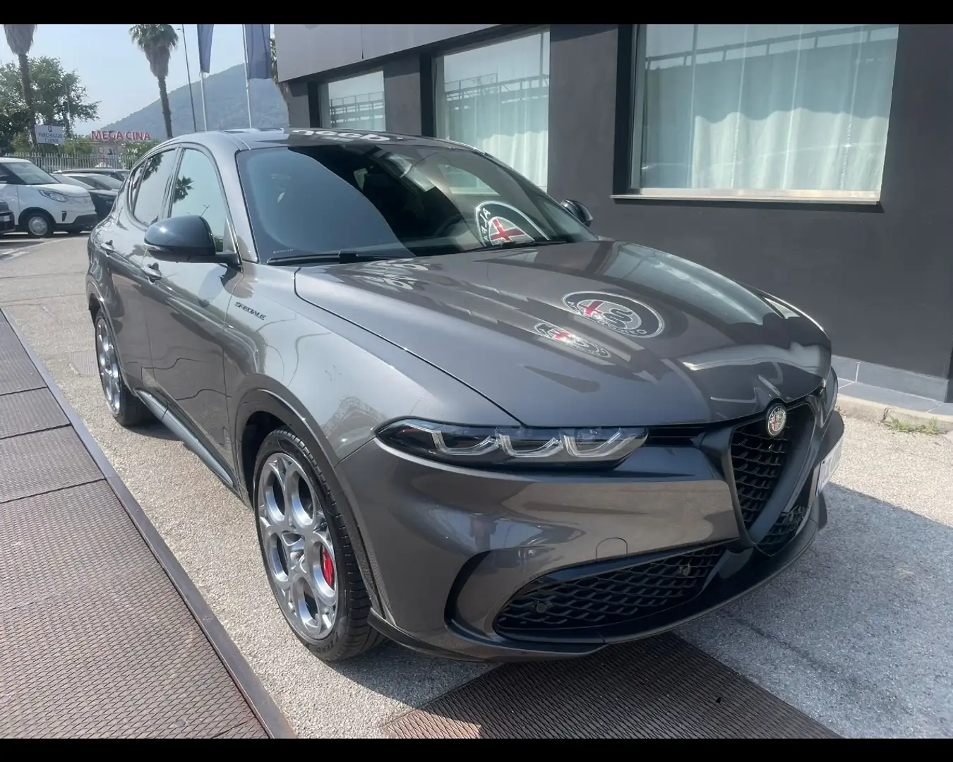 Alfa Romeo Tonale 1.5 Hybrid Speciale Grigio - 2