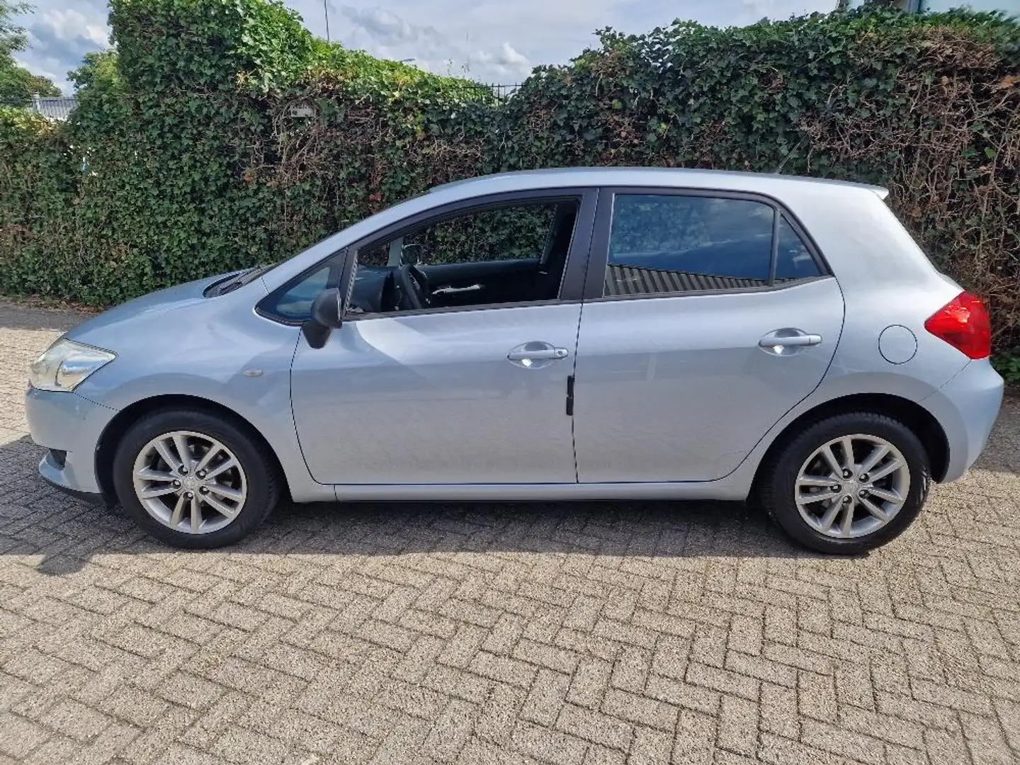 Toyota Auris 1.3 Comfort | Airco | 5-deurs Blauw - 2