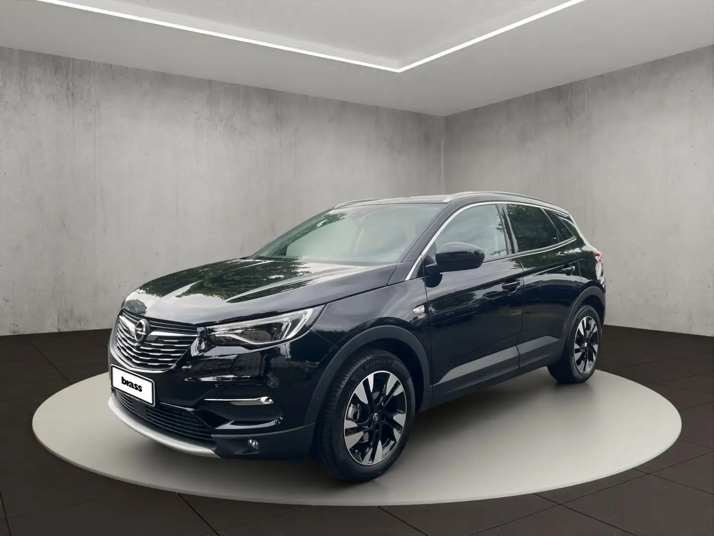 Opel Grandland X Opel 2020 1.2 Turbo Start/Stop Black - 1