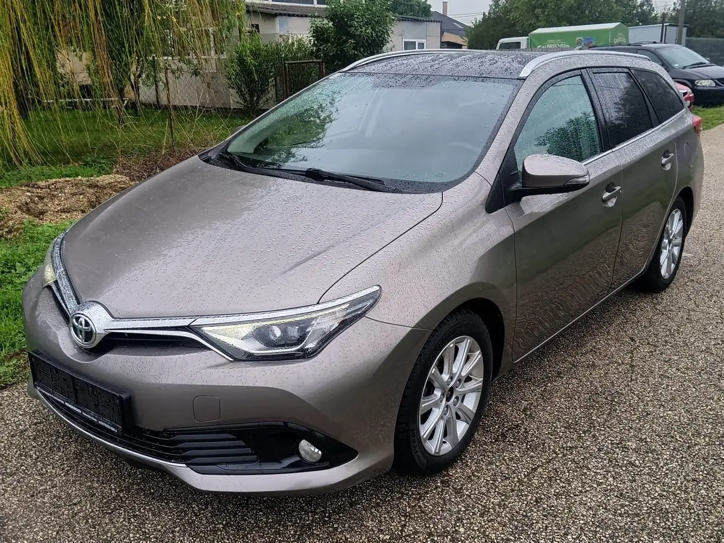 Toyota Auris 1,6 D-4D Active Braun - 1