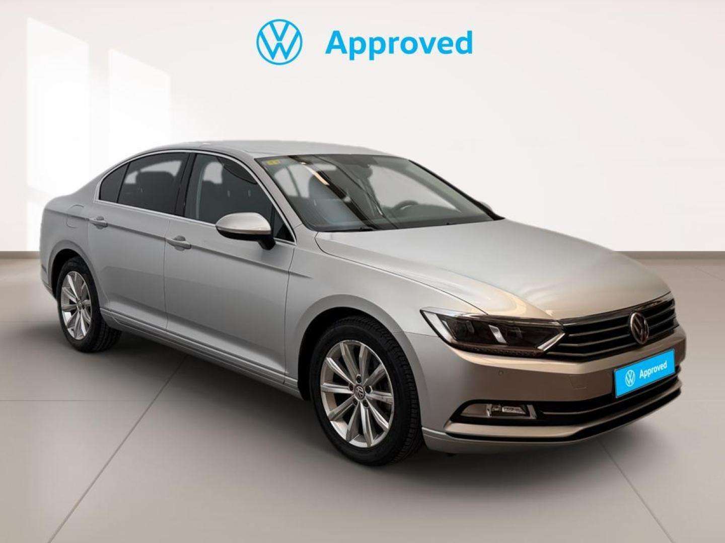 Volkswagen Passat 2.0TDI Advance 110kW - foto 1