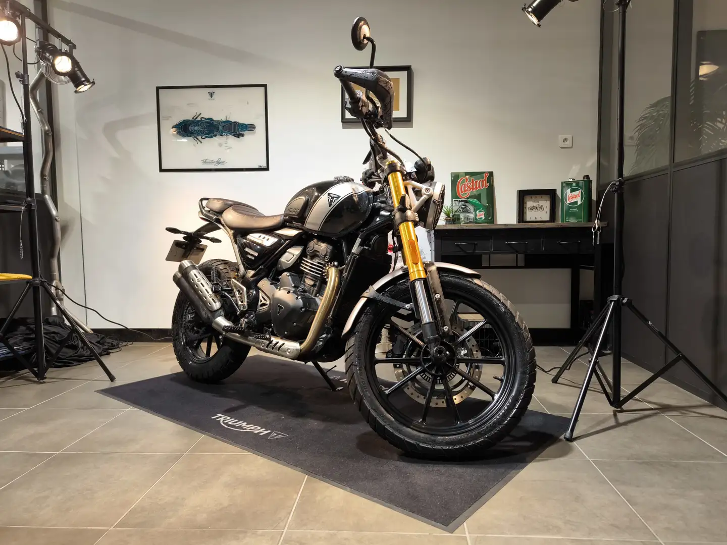 Triumph Scrambler 400 X Schwarz - 1