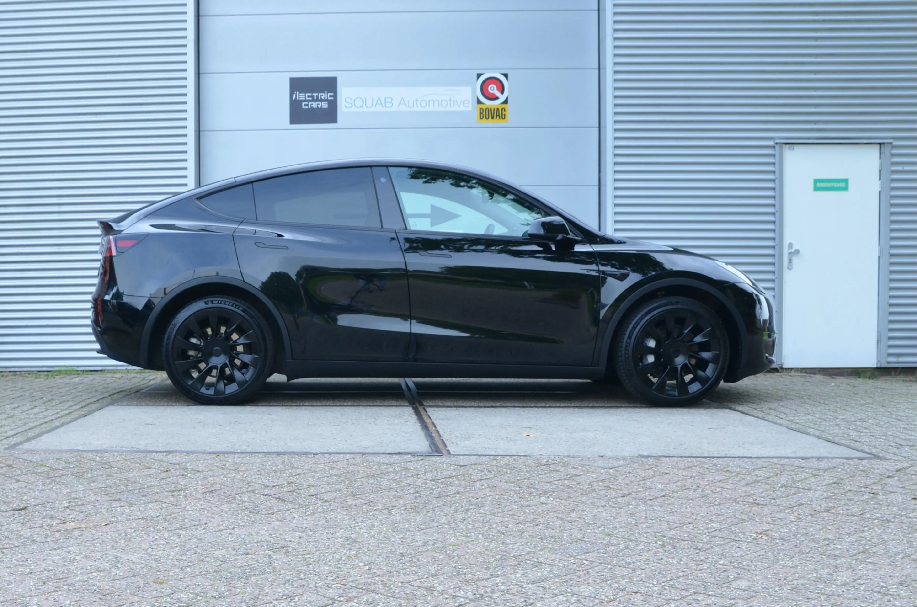 Tesla Model Y Long Range AWD 75 kWh AutoPilot3.0 Ryzen — photo 8