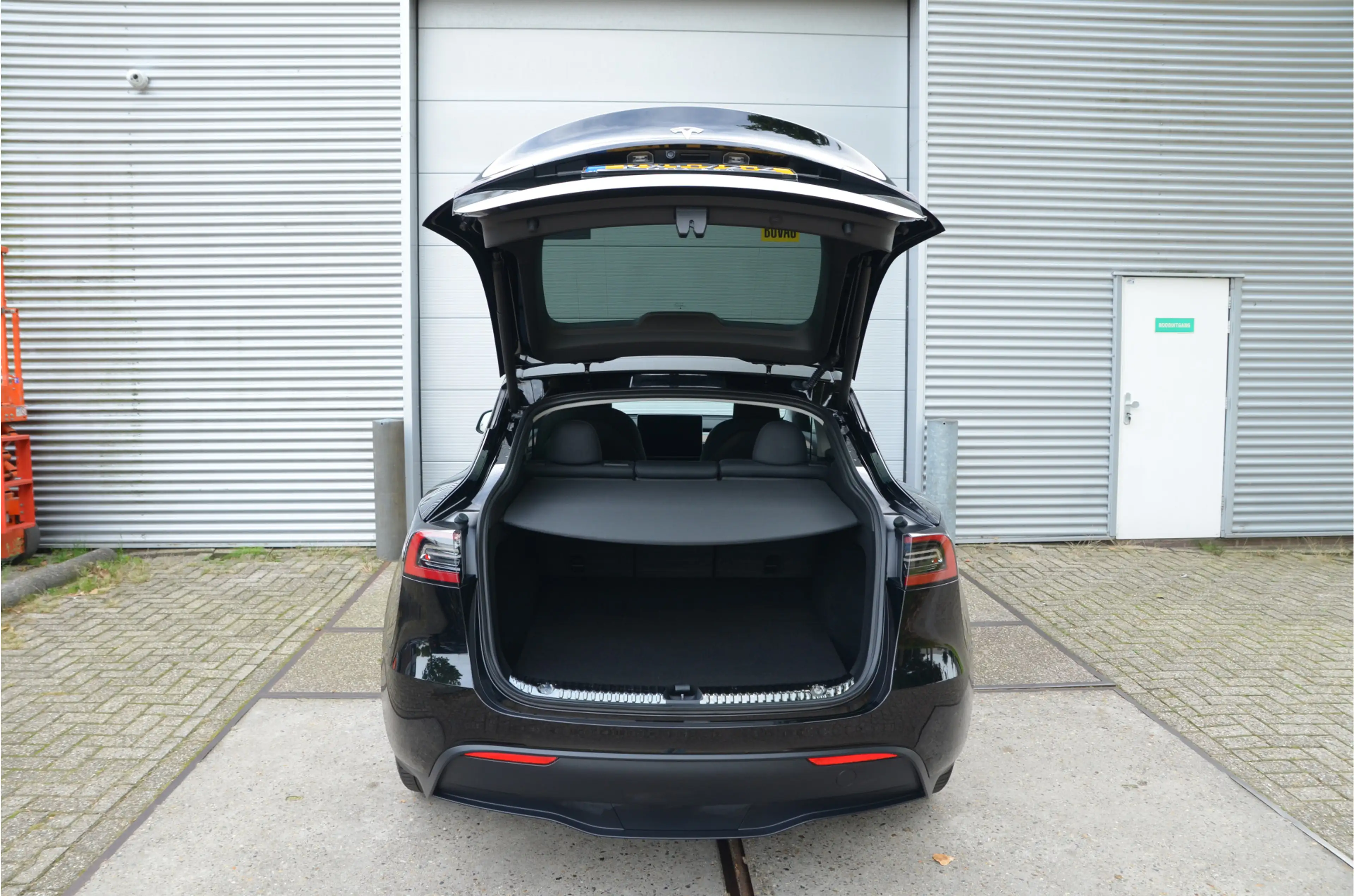 Tesla Model Y Long Range AWD 75 kWh AutoPilot3.0 Ryzen — photo 35