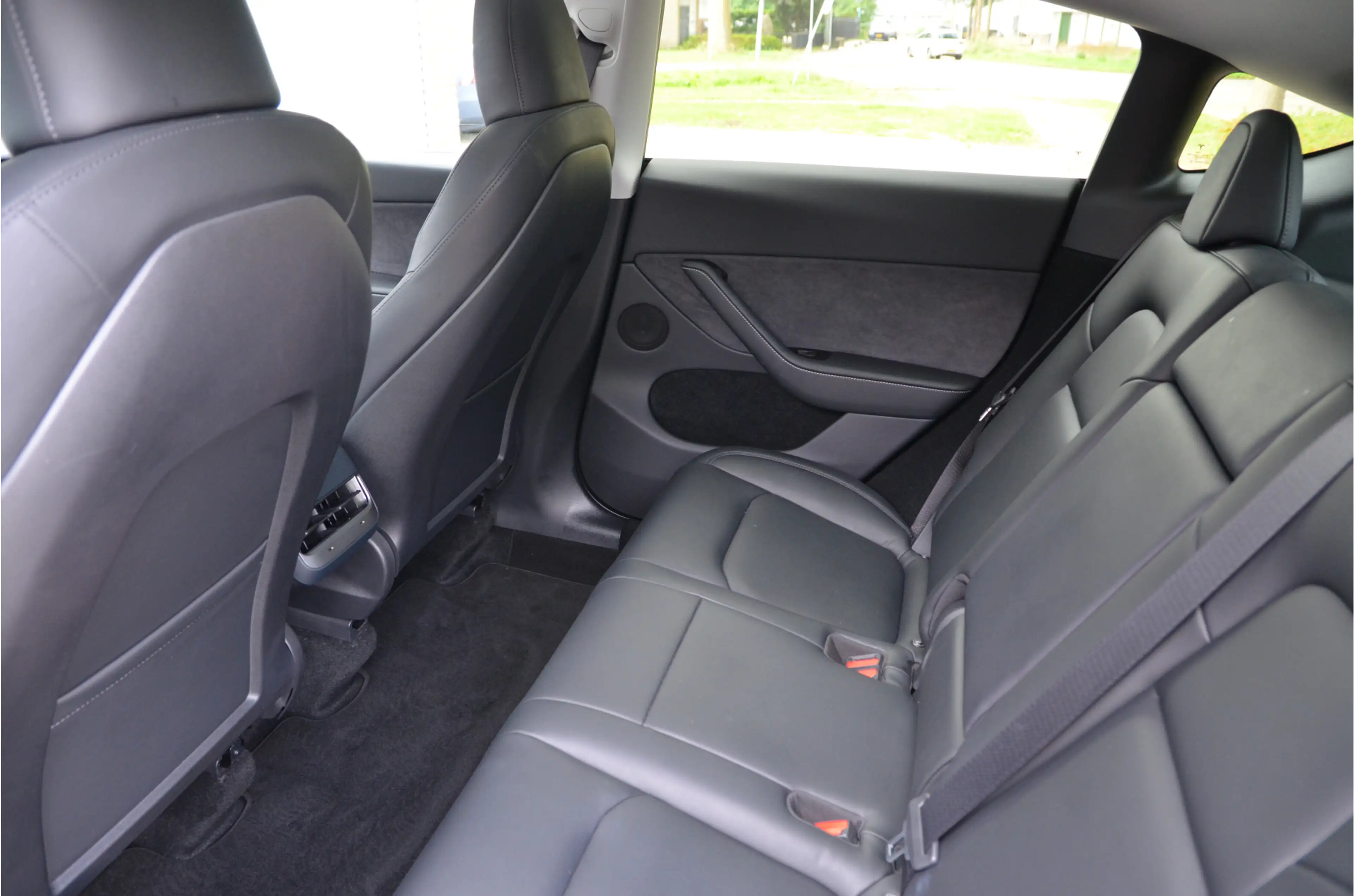 Tesla Model Y Long Range AWD 75 kWh AutoPilot3.0 Ryzen — photo 14