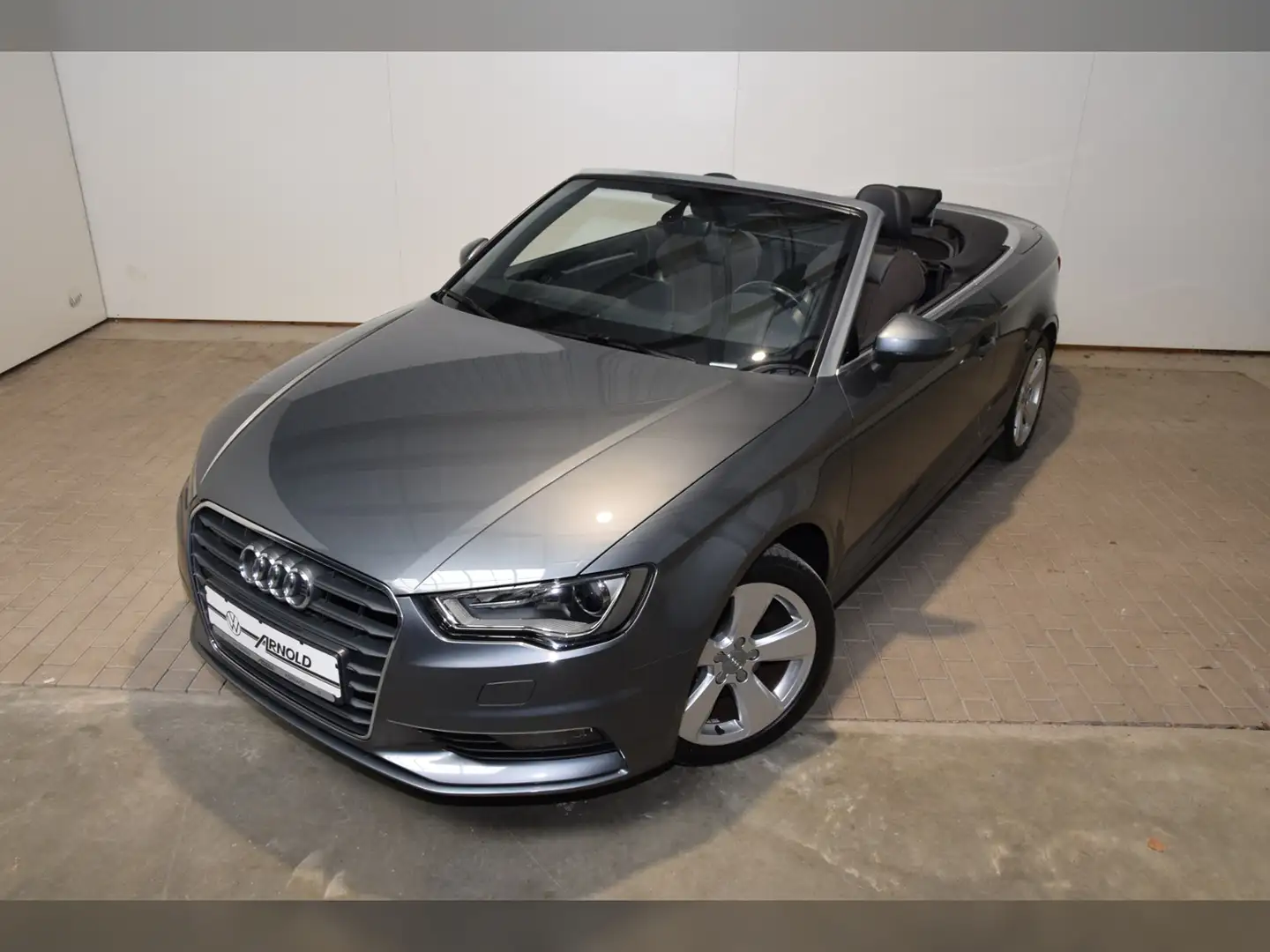 Audi A3 Cabrio TFSI Ambition Grijs - 2