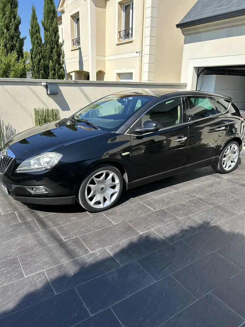 Lancia Delta 2.0 Multijet 16v 165 DPF Di Lusso - 1
