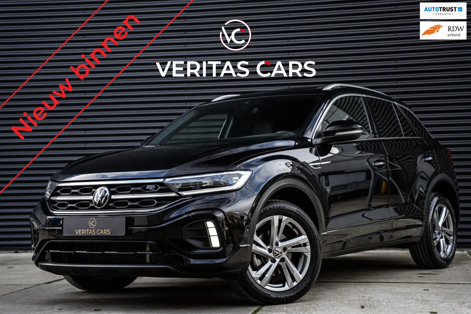 Volkswagen T-Roc 1.5 TSI R-Line 150PK|3x R-line|IQ-Light|Pano|Virtu Zwart - 1
