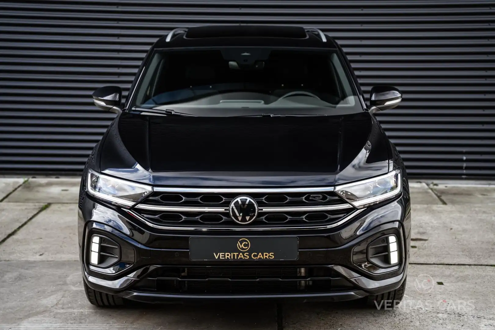 Volkswagen T-Roc 1.5 TSI R-Line 150PK|3x R-line|IQ-Light|Pano|Virtu Zwart - 2