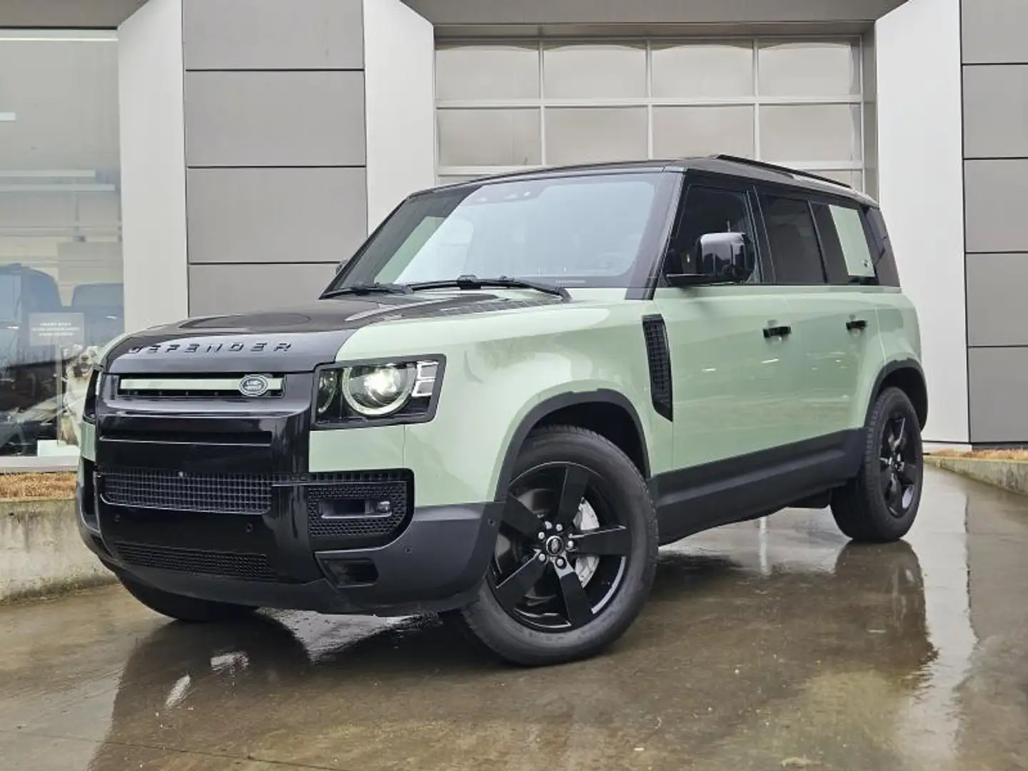 Land Rover Defender 110 P400 75th Anniversary Edition AWD Auto. 23.5MY Verde - 1