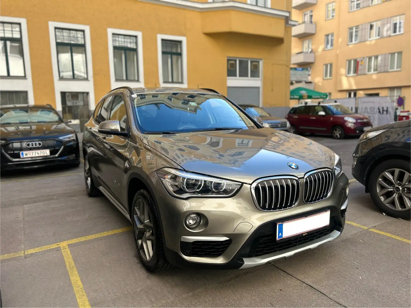 BMW X1 xDrive18d Advantage - 1