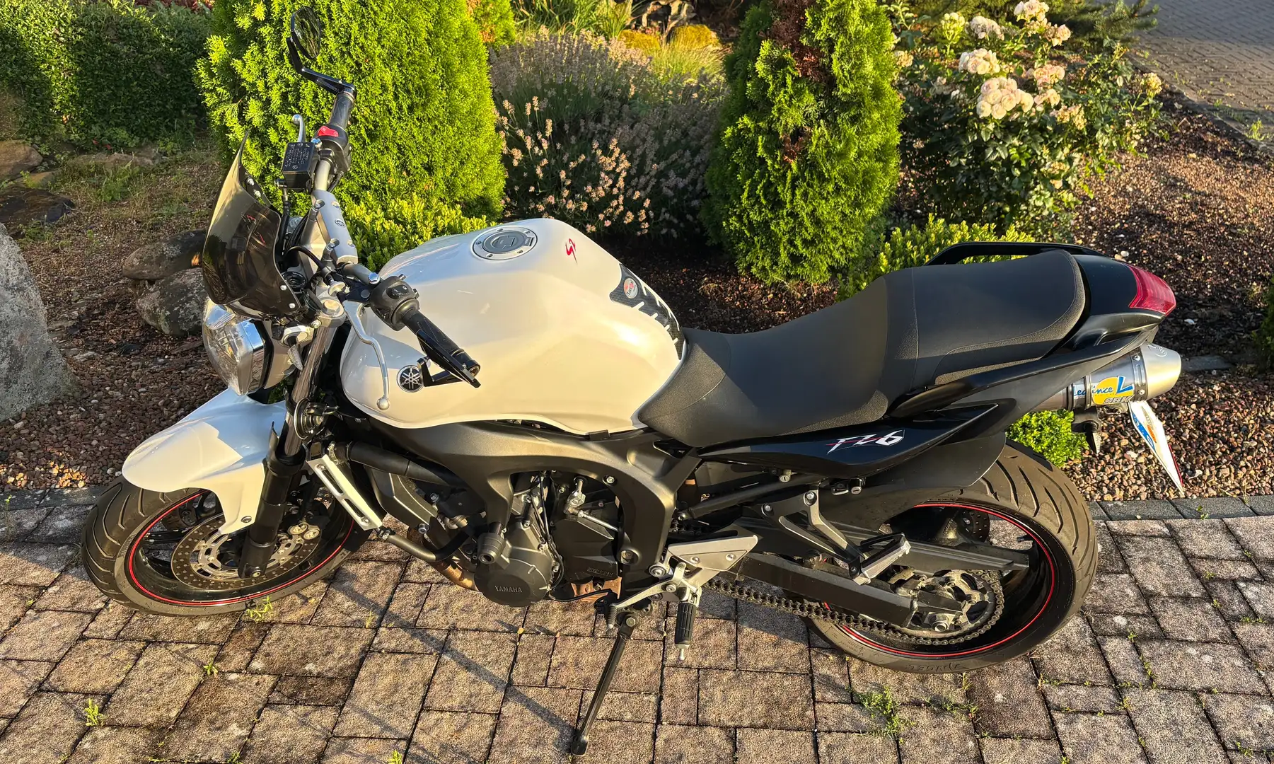 Yamaha FZ 6 S2 RJ14 (Modellpflege) TÜV Neu Biały - 1