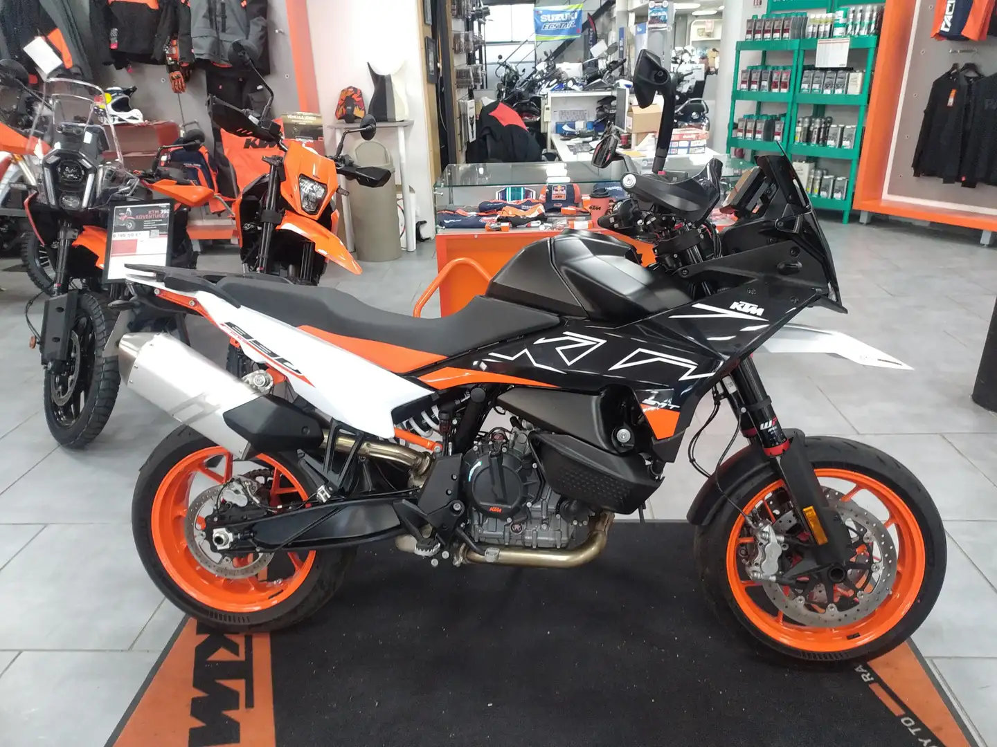 KTM 890 SMT Negro - 1