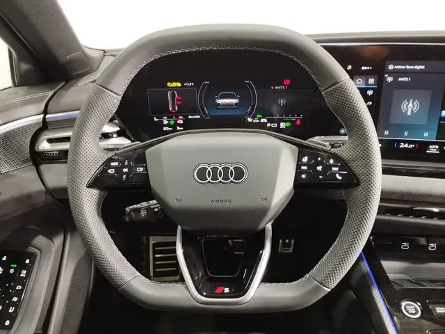 Audi A6 view 14
