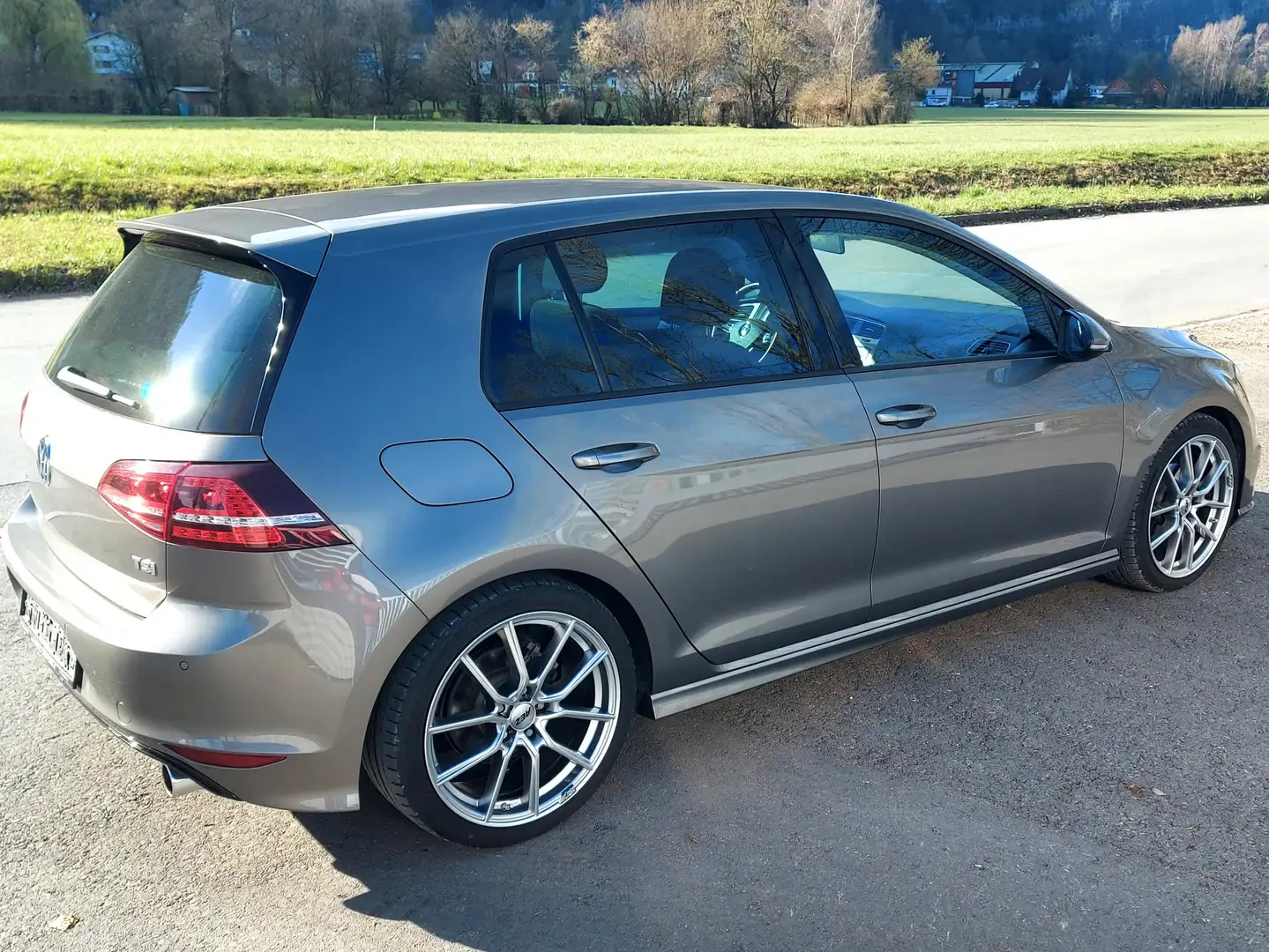 Volkswagen Golf Golf Sport Austria 1,2 TSI Sport Austria Grau - 2