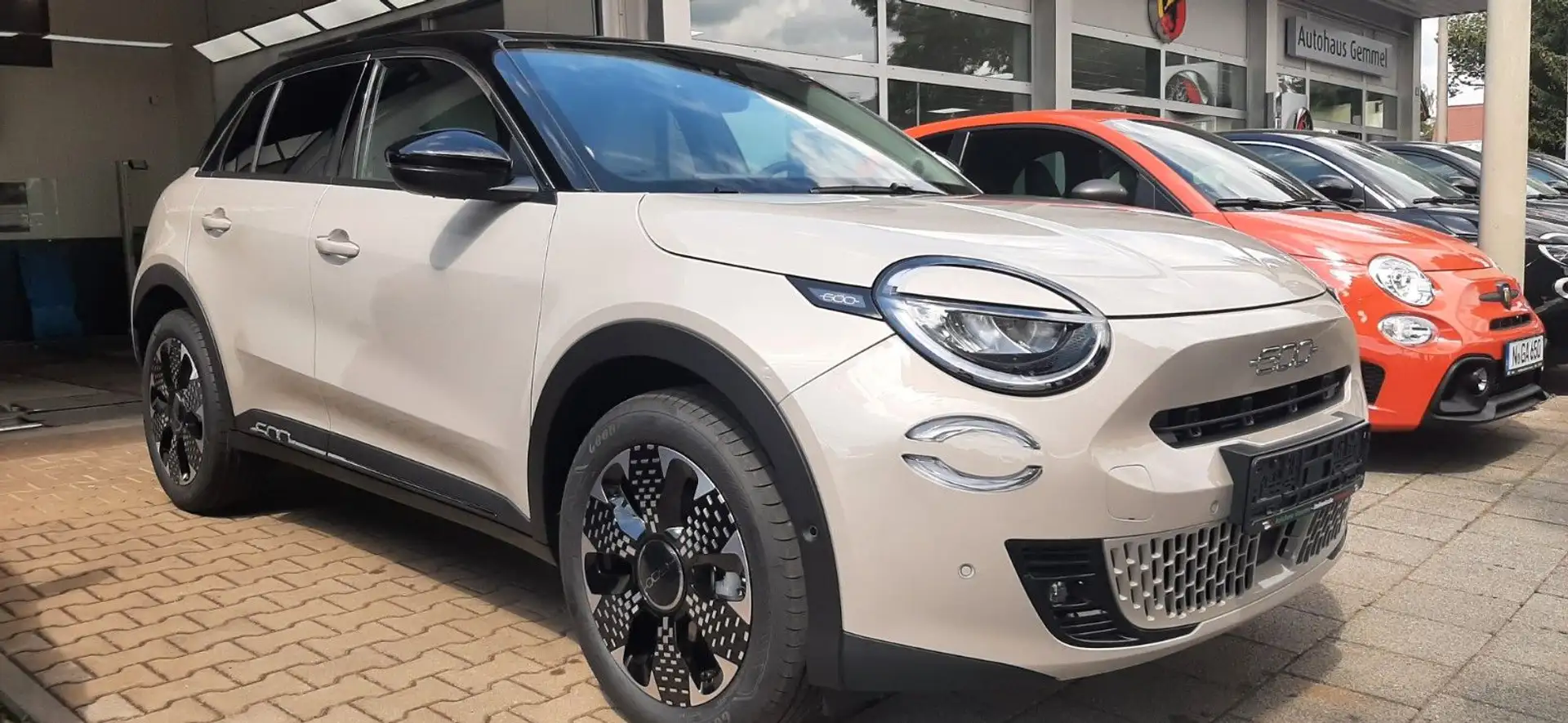Fiat 600 La Prima Hybrid  145 PS NEU Bi Color schwarz Bleu - 1