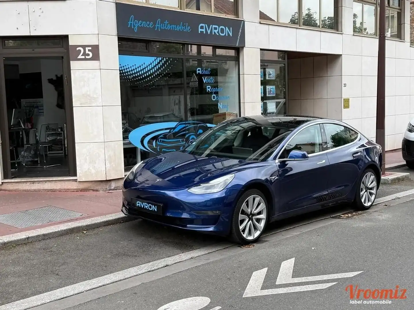 Tesla Model 3 Model-3 ELECTRIC 305 44KWH STANDARD-PLUS RWD Bleu - 1