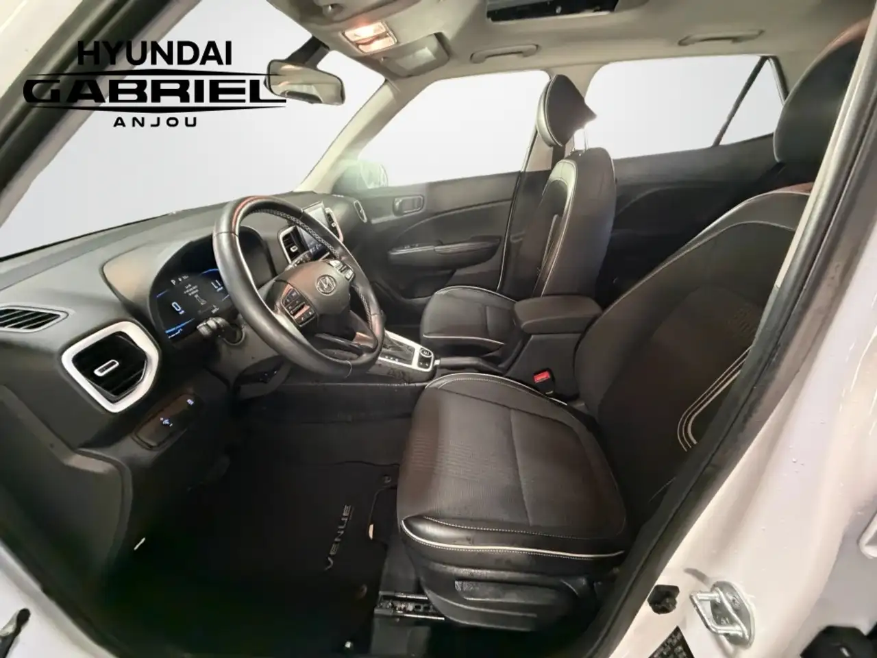 Hyundai Venue снимка Hyundai Venue