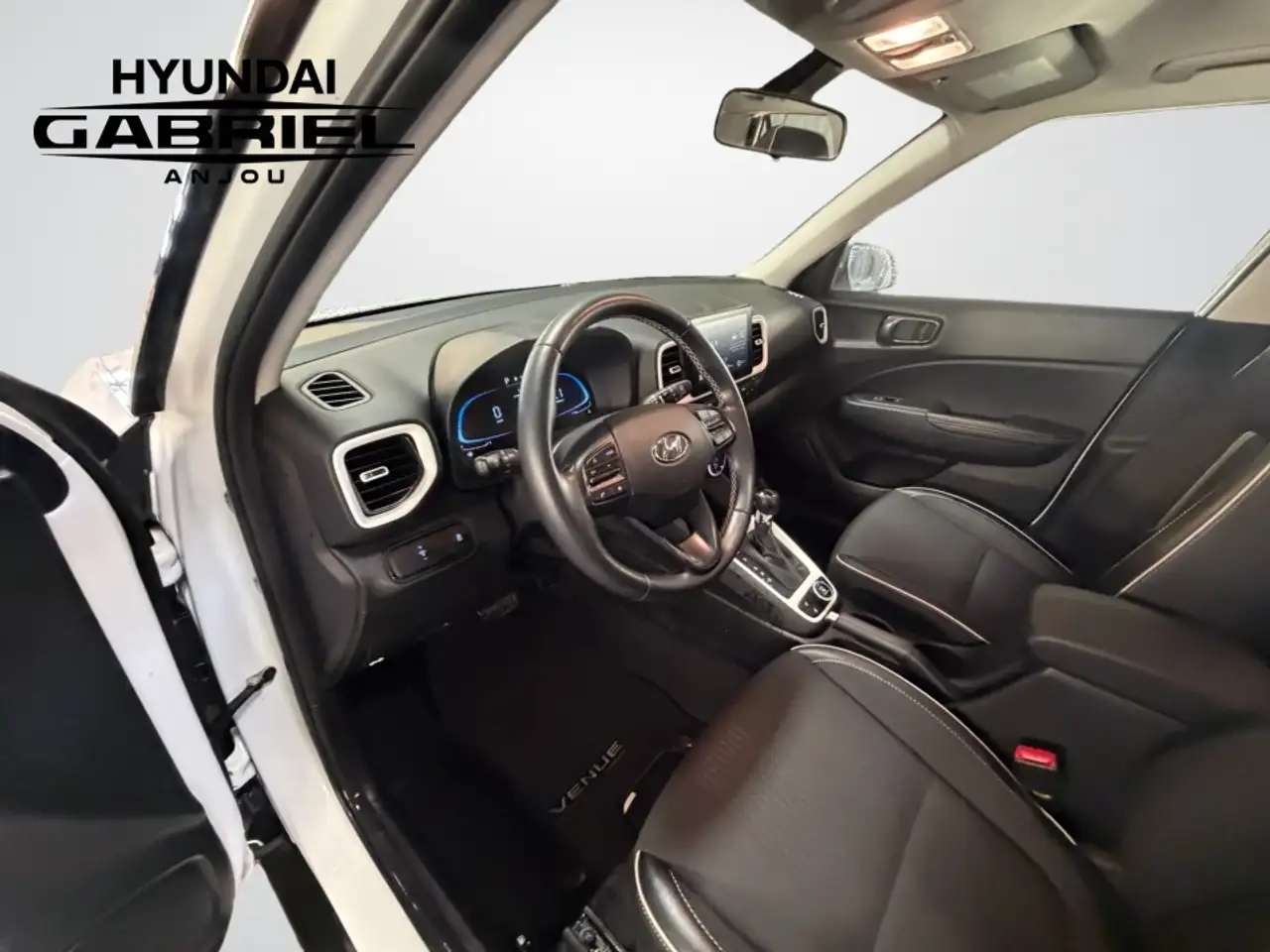 Hyundai Venue снимка Hyundai Venue