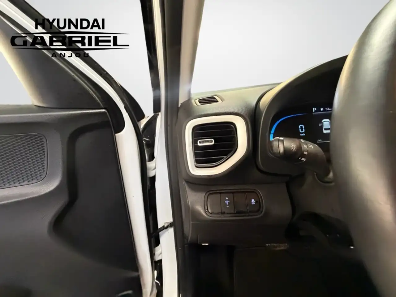 Hyundai Venue снимка Hyundai Venue