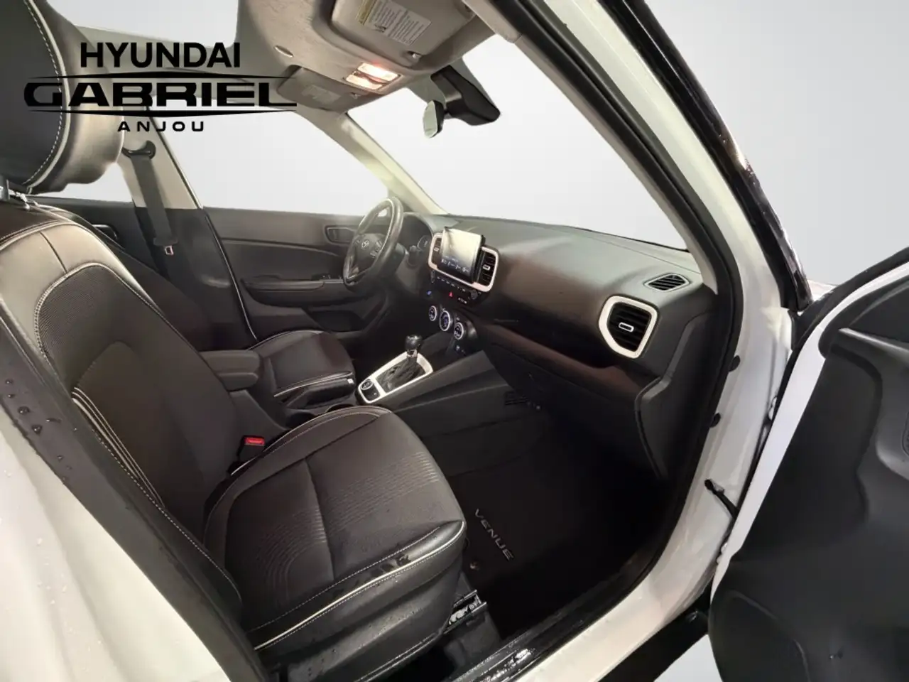 Hyundai Venue снимка Hyundai Venue