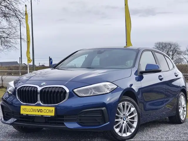 BMW 116 Auto / Sièges sport / Jantes 17