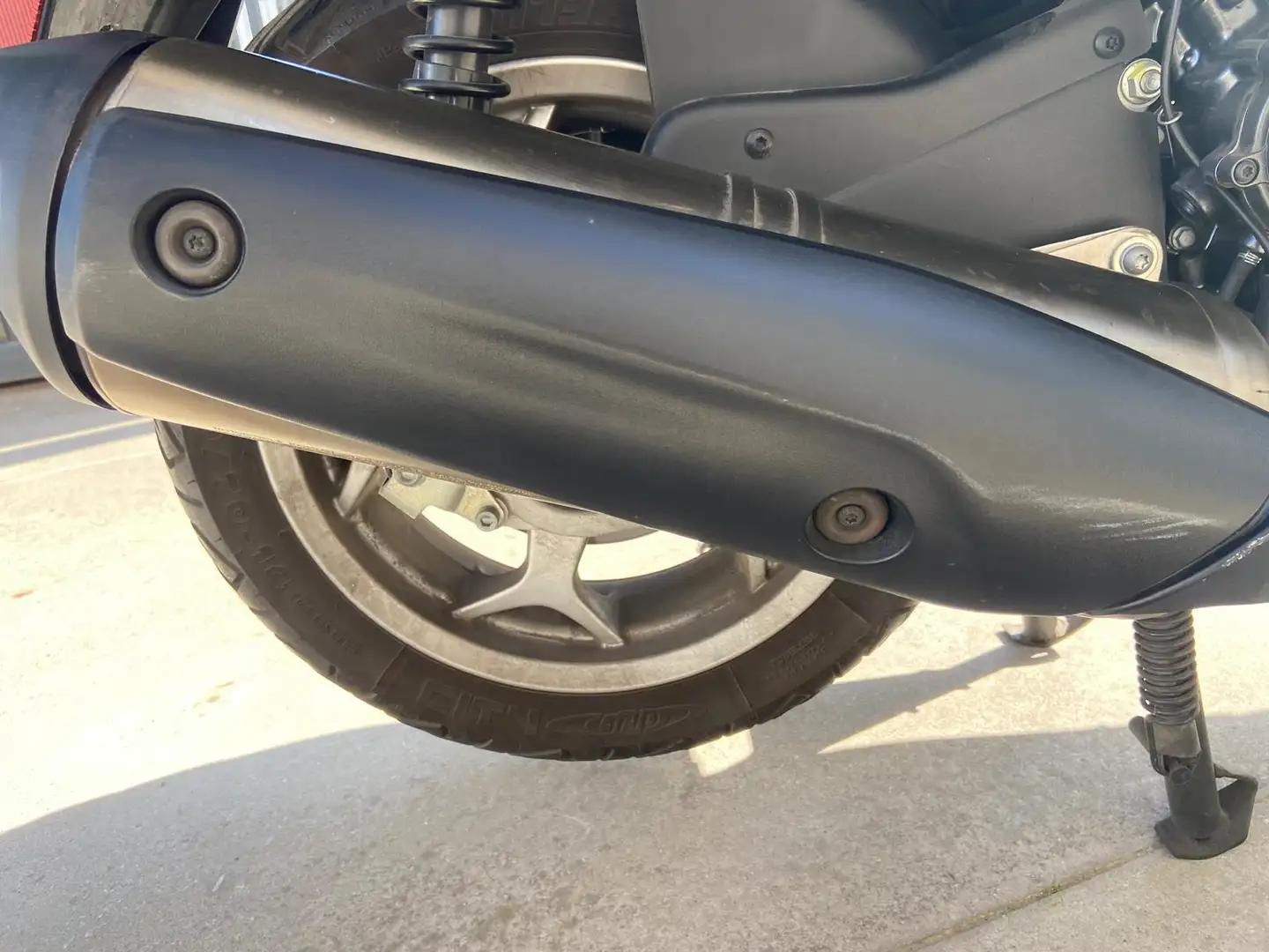 Piaggio MP3 500 HPE Blanco - 2