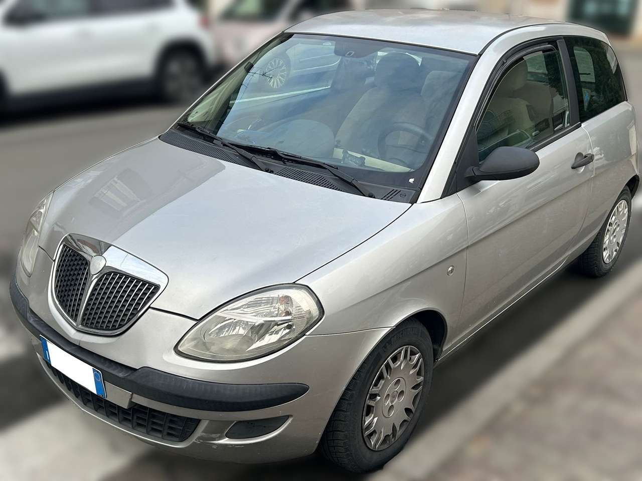Lancia Ypsilon 1.2 8v - ANCHE PER NEOPATENTATI
