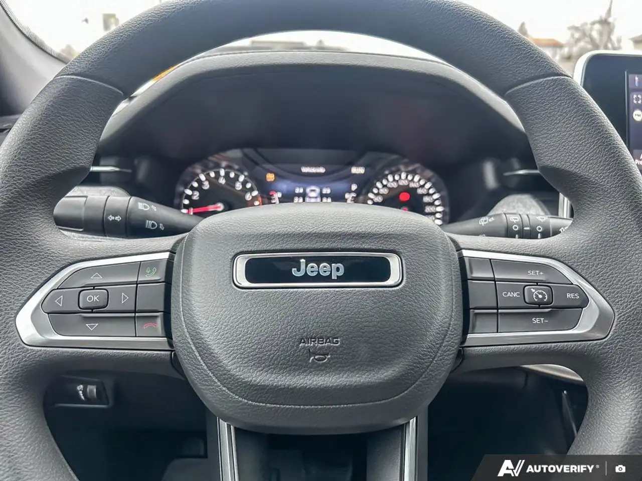 Jeep Compass photo Jeep Compass