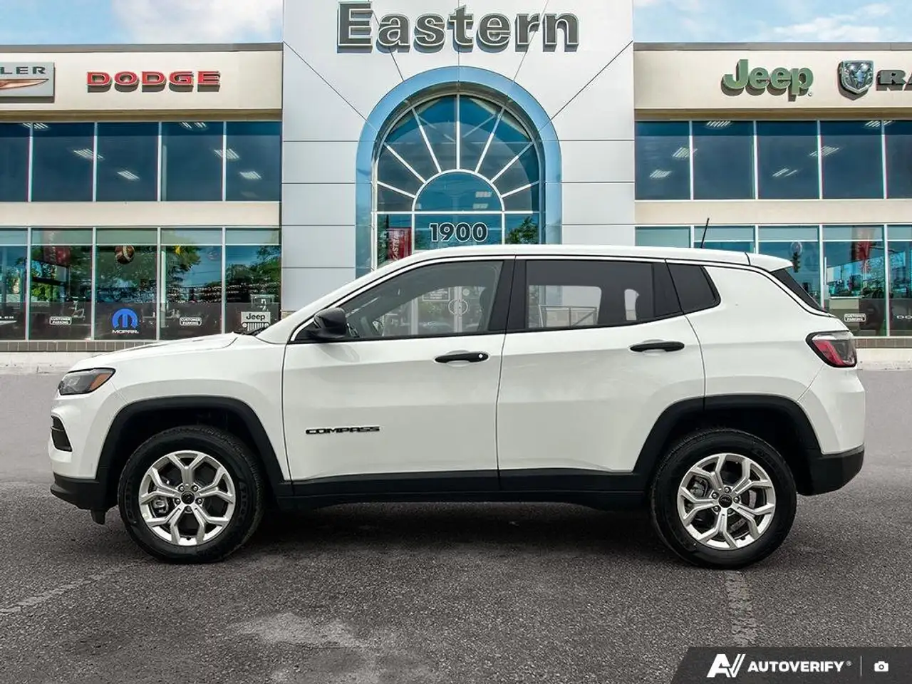 Jeep Compass photo Jeep Compass