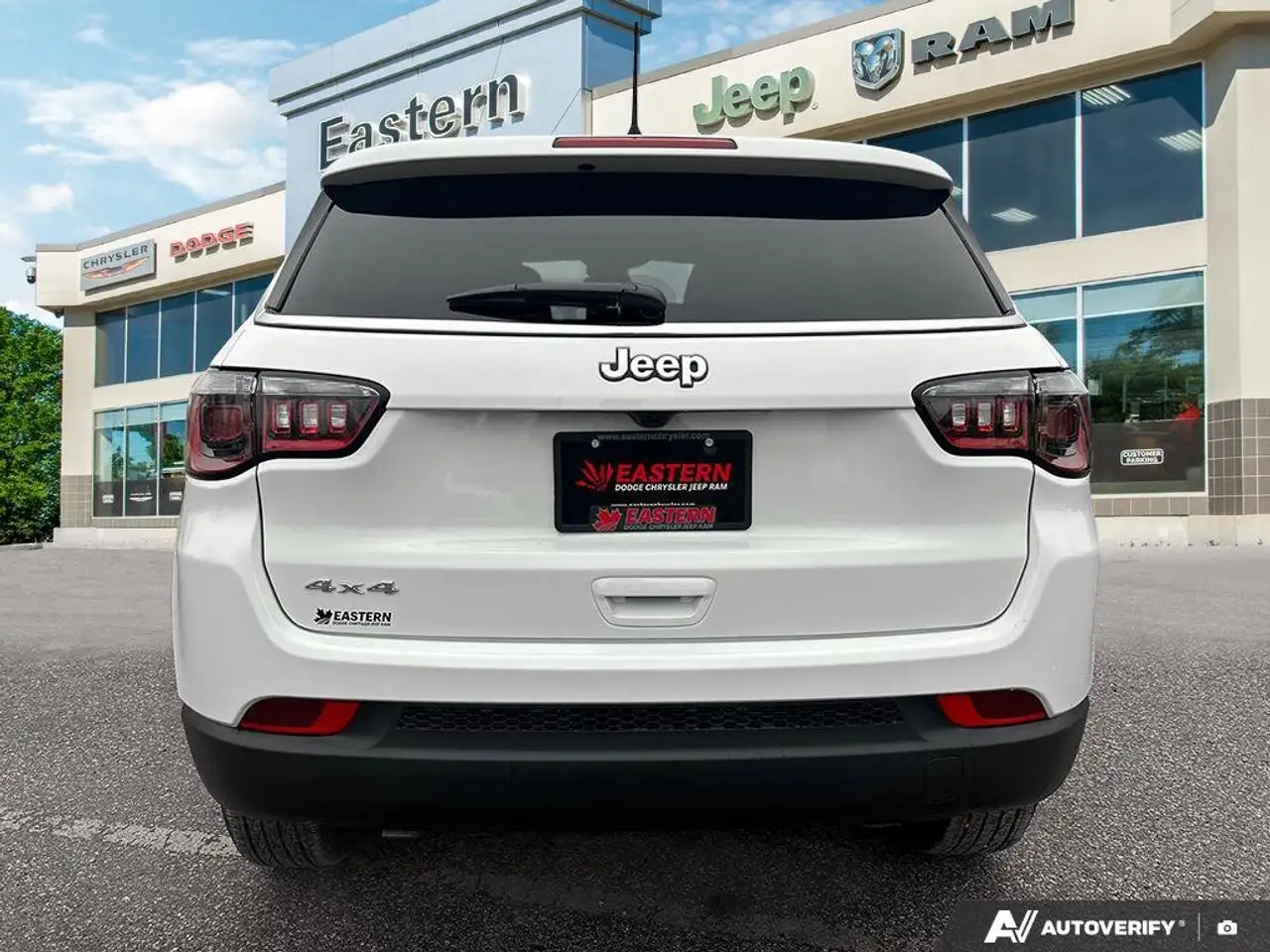 Jeep Compass photo Jeep Compass