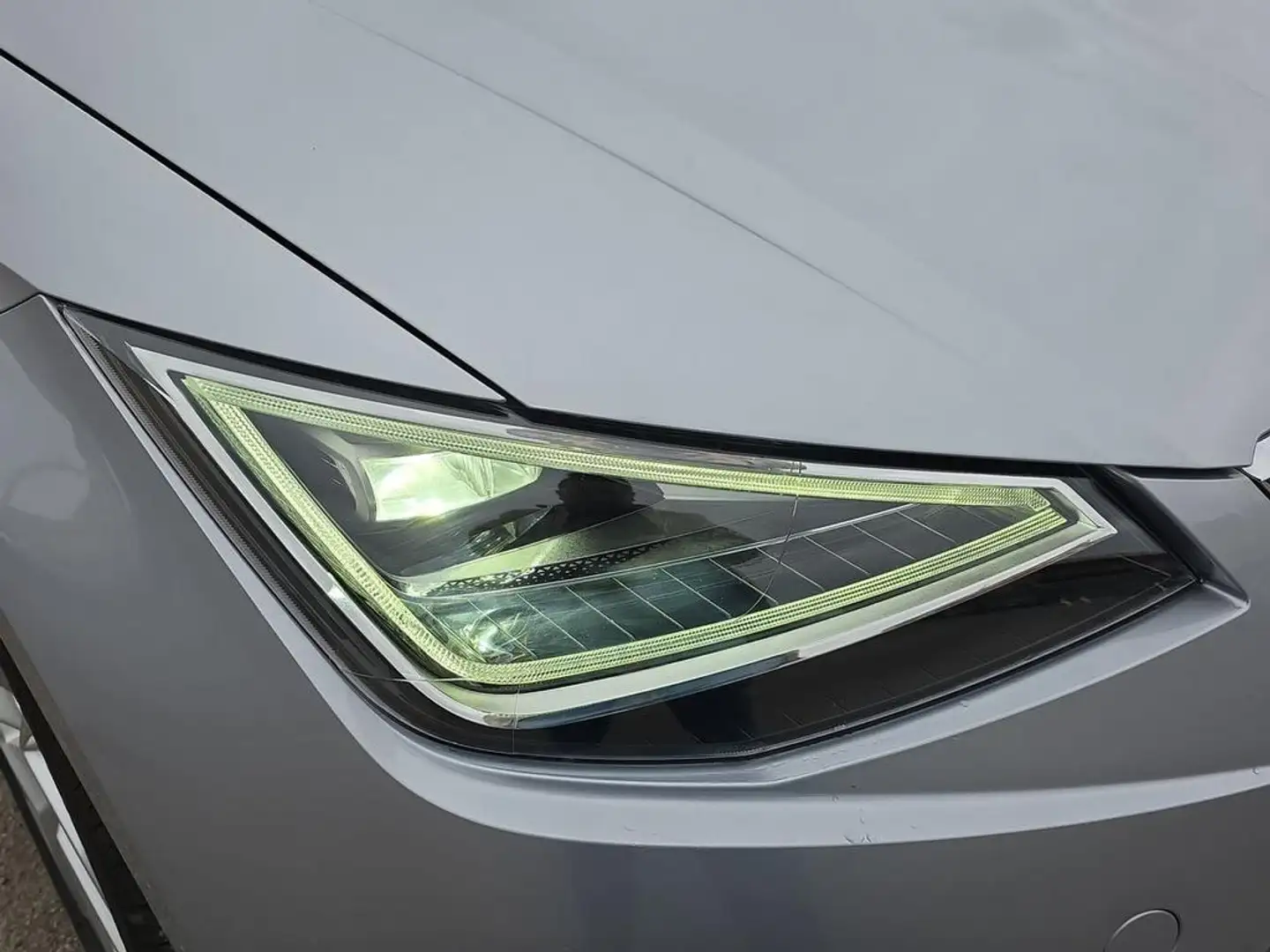 SEAT Ibiza 1.0 ecotsi FR 115cv dsg Argento - 2