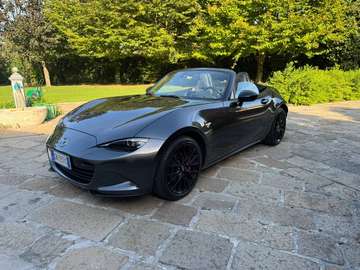 MX-5 IV 2015 Soft Top 2.0 Homura 184cv