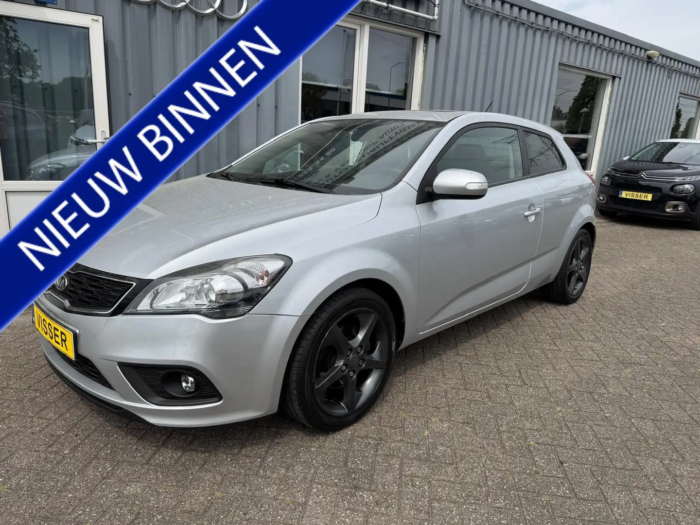 Kia Ceed / cee'd 1.6 CRDi Comfort Pack Gris - 1