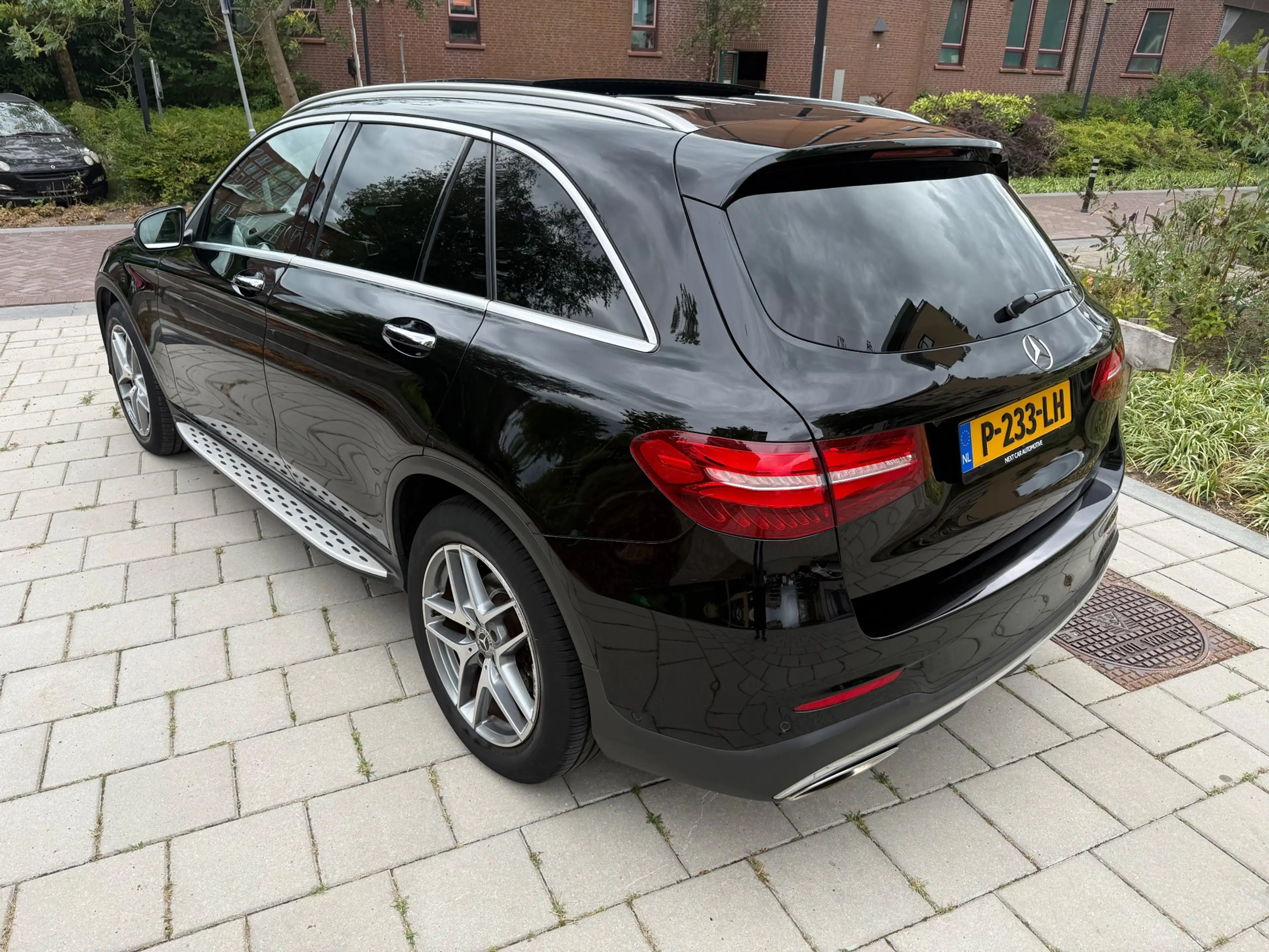 Mercedes-Benz GLC 250 4MATIC Premium Plus | AMG | PANO | Distronic | Air — photo 7