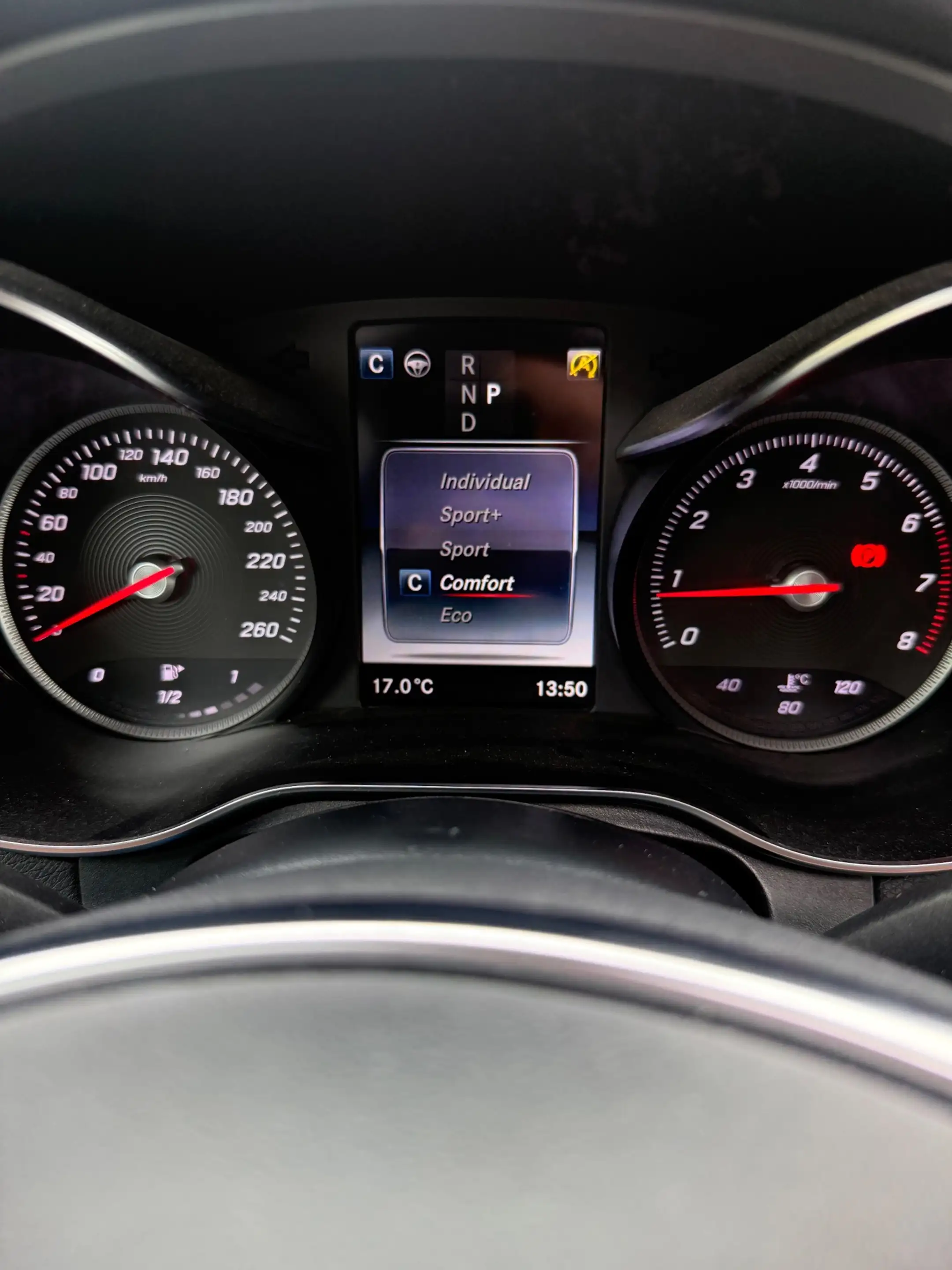 Mercedes-Benz GLC 250 4MATIC Premium Plus | AMG | PANO | Distronic | Air — photo 15
