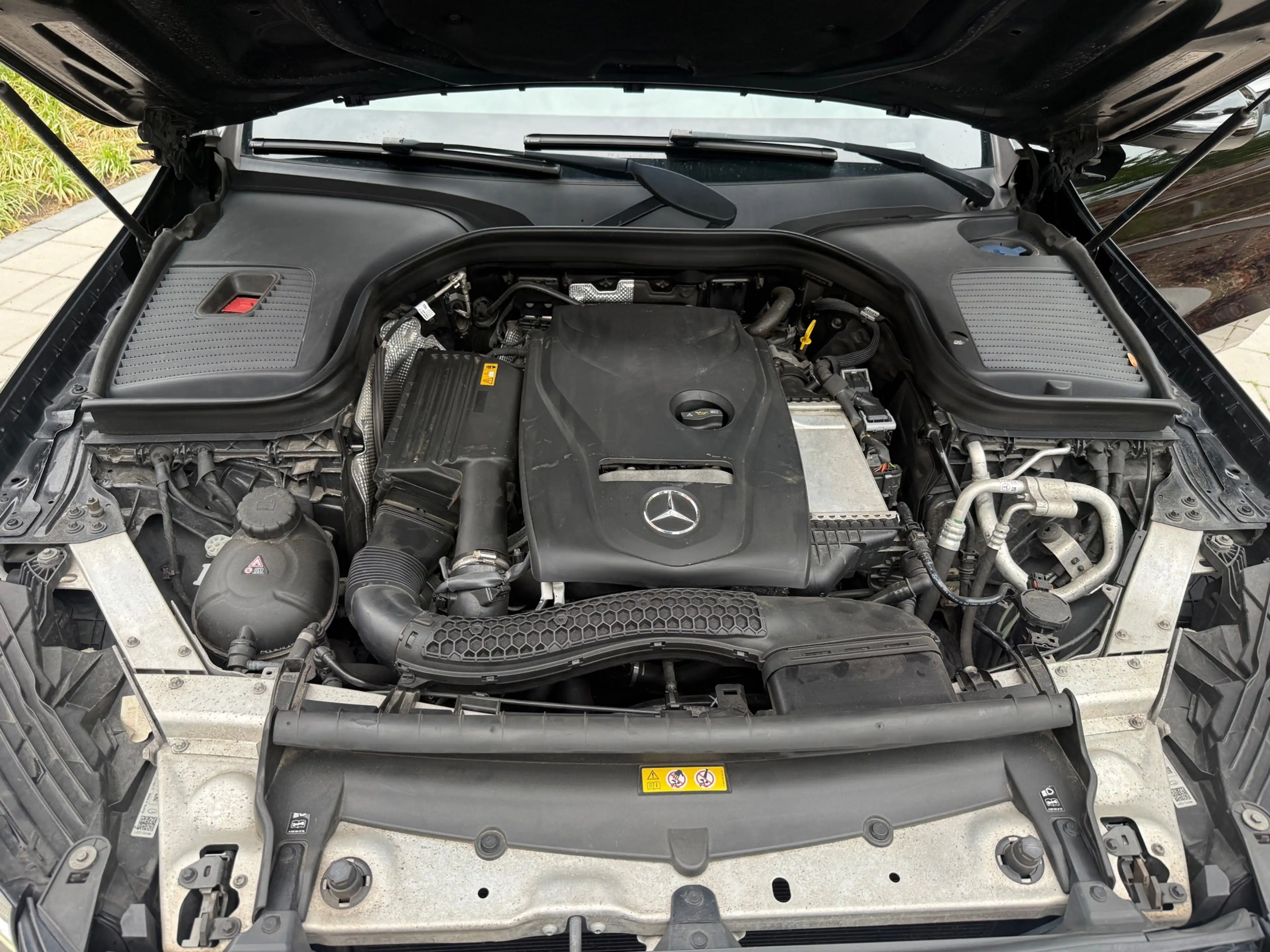 Mercedes-Benz GLC 250 4MATIC Premium Plus | AMG | PANO | Distronic | Air — photo 24