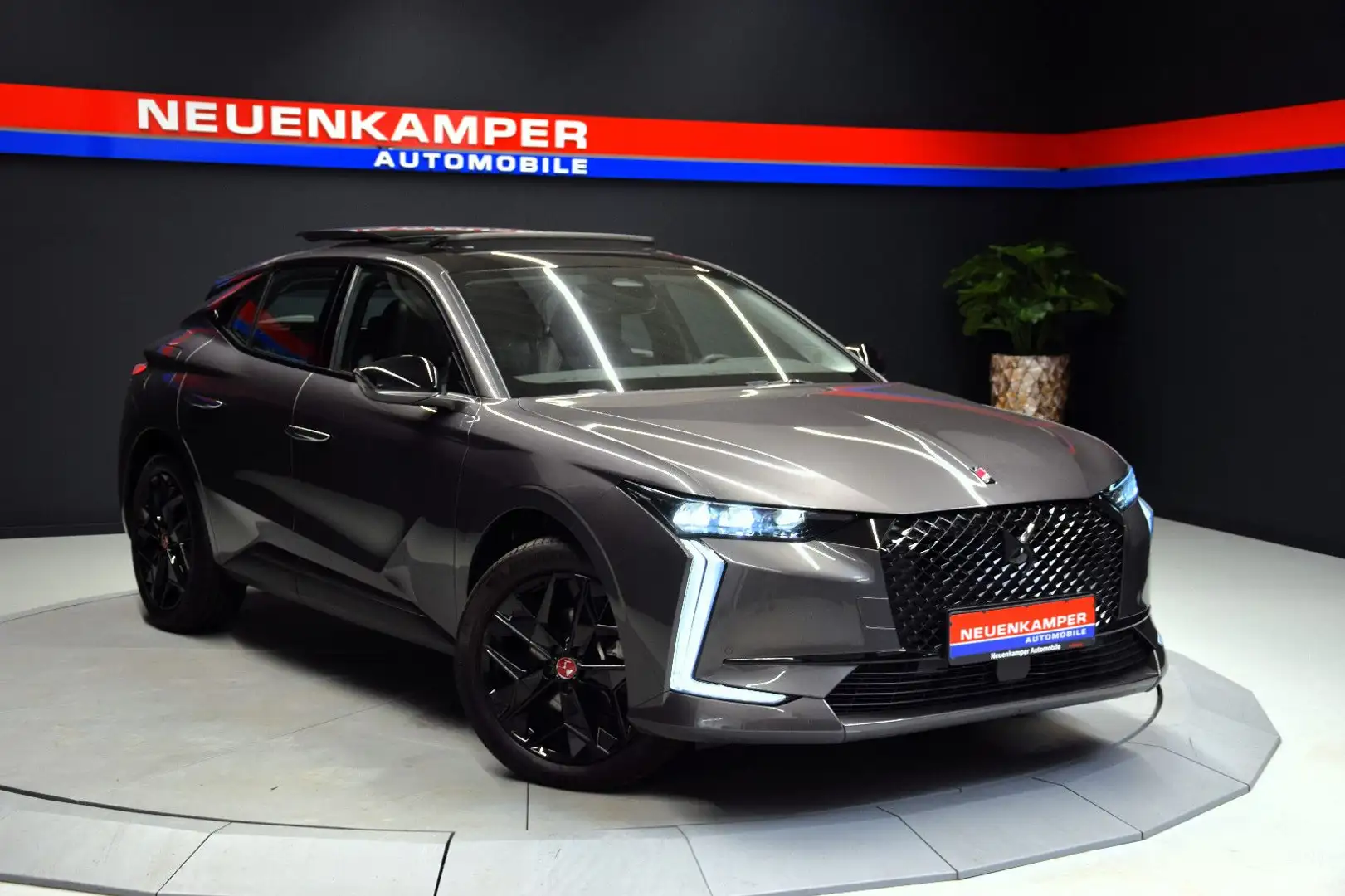 DS Automobiles DS 4 Performance Line Pano Sitzheizung Gris - 1