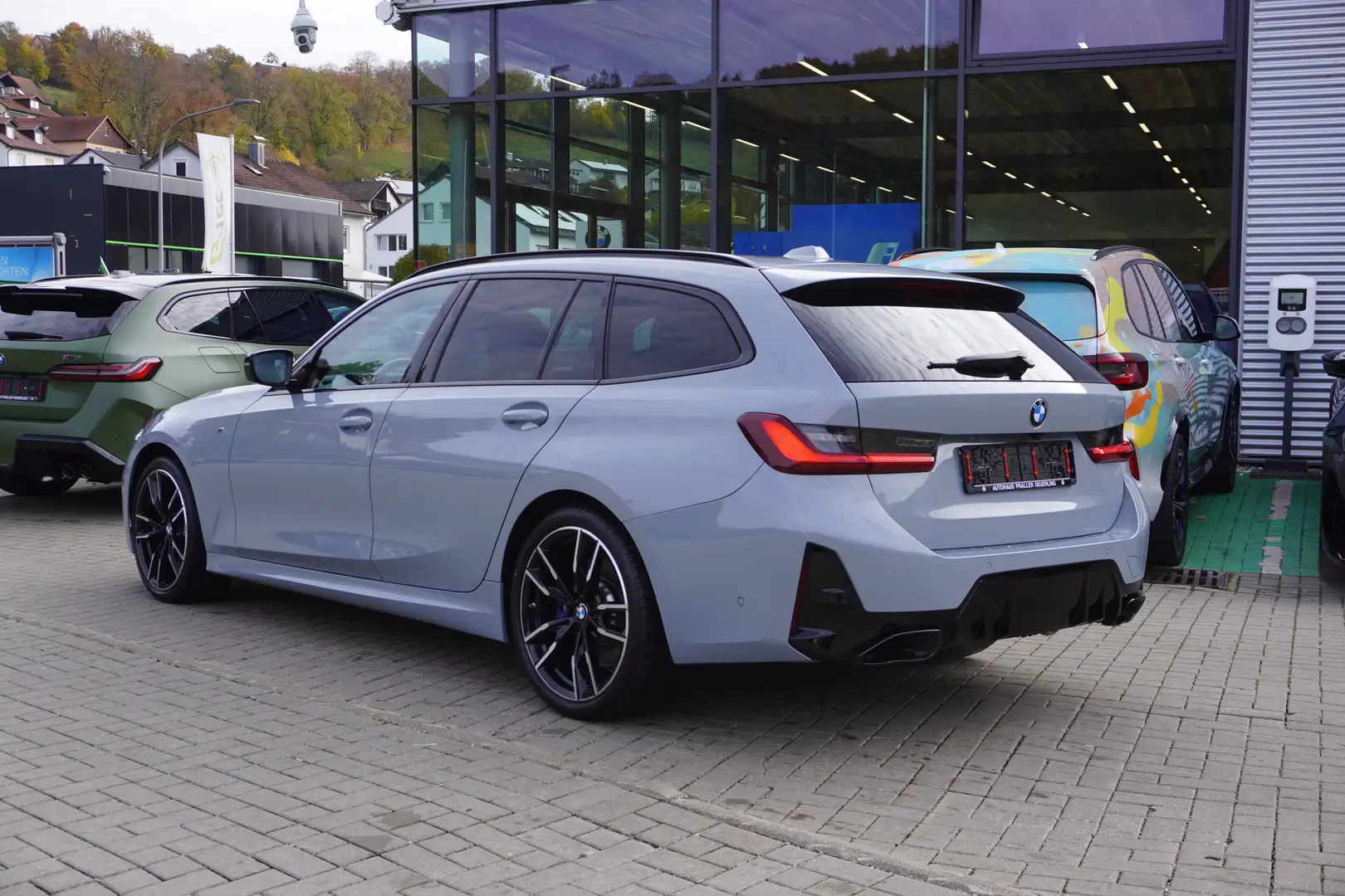 BMW 340 M340d xDrive Touring Head-Up AHK HarmanKardon eSit Grau - 2