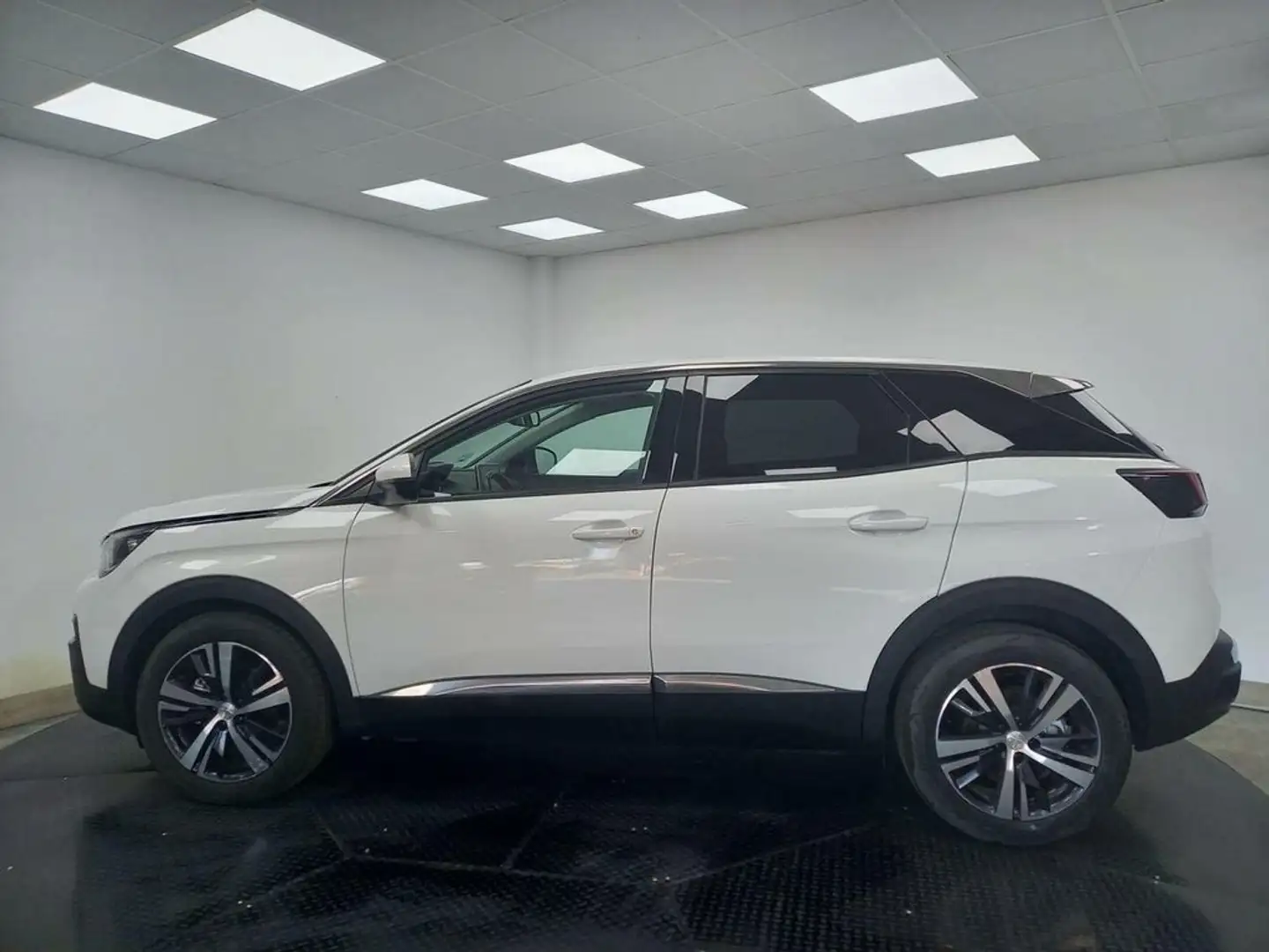 Peugeot 3008 ALLURE 1.5 HDI 130CV MT6 E6DT Weiß - 2